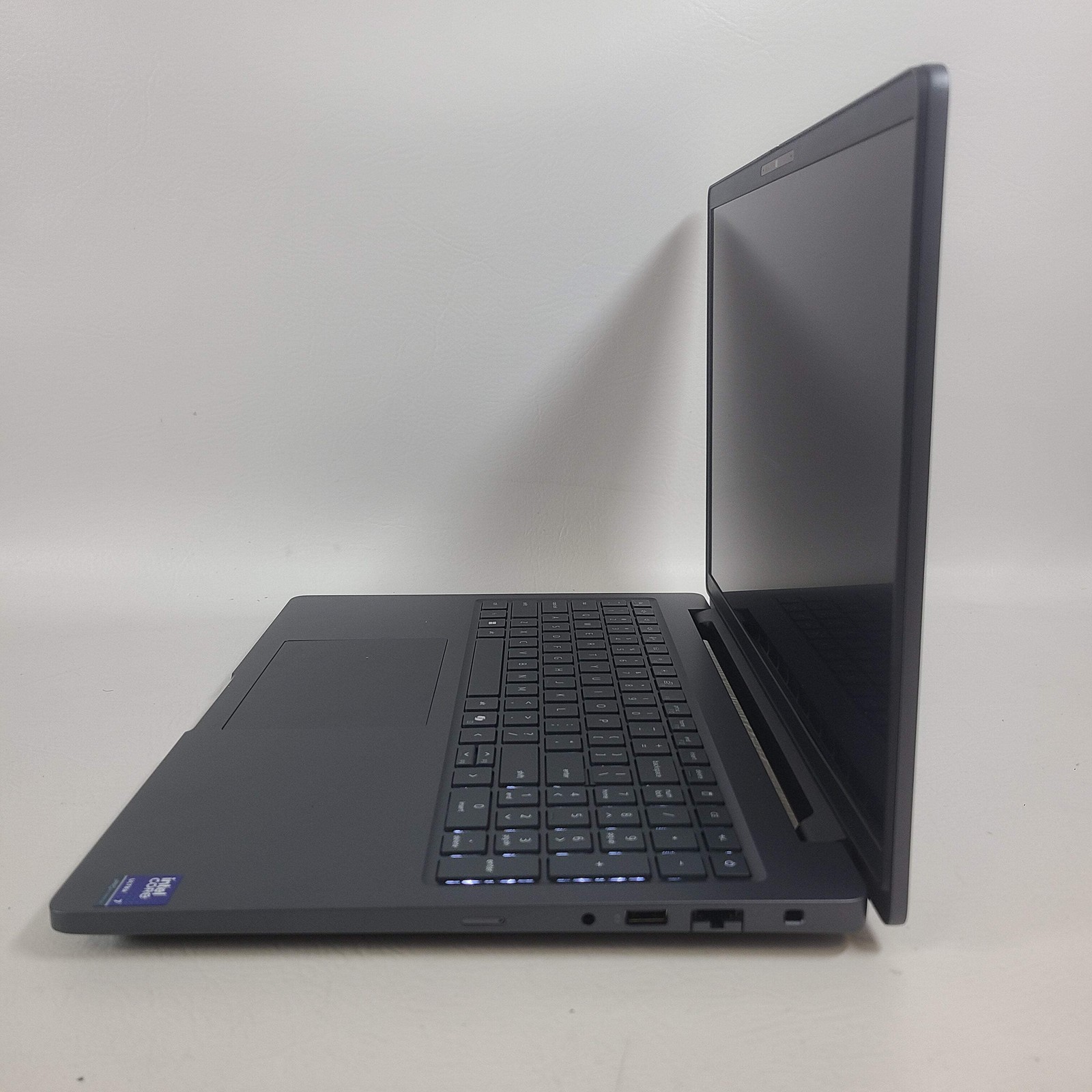 Broken Dell Pro Max MC16250 16″ Core Ultra 7 265H 2.2GHz 32GB RAM 512GB SSD /Edu