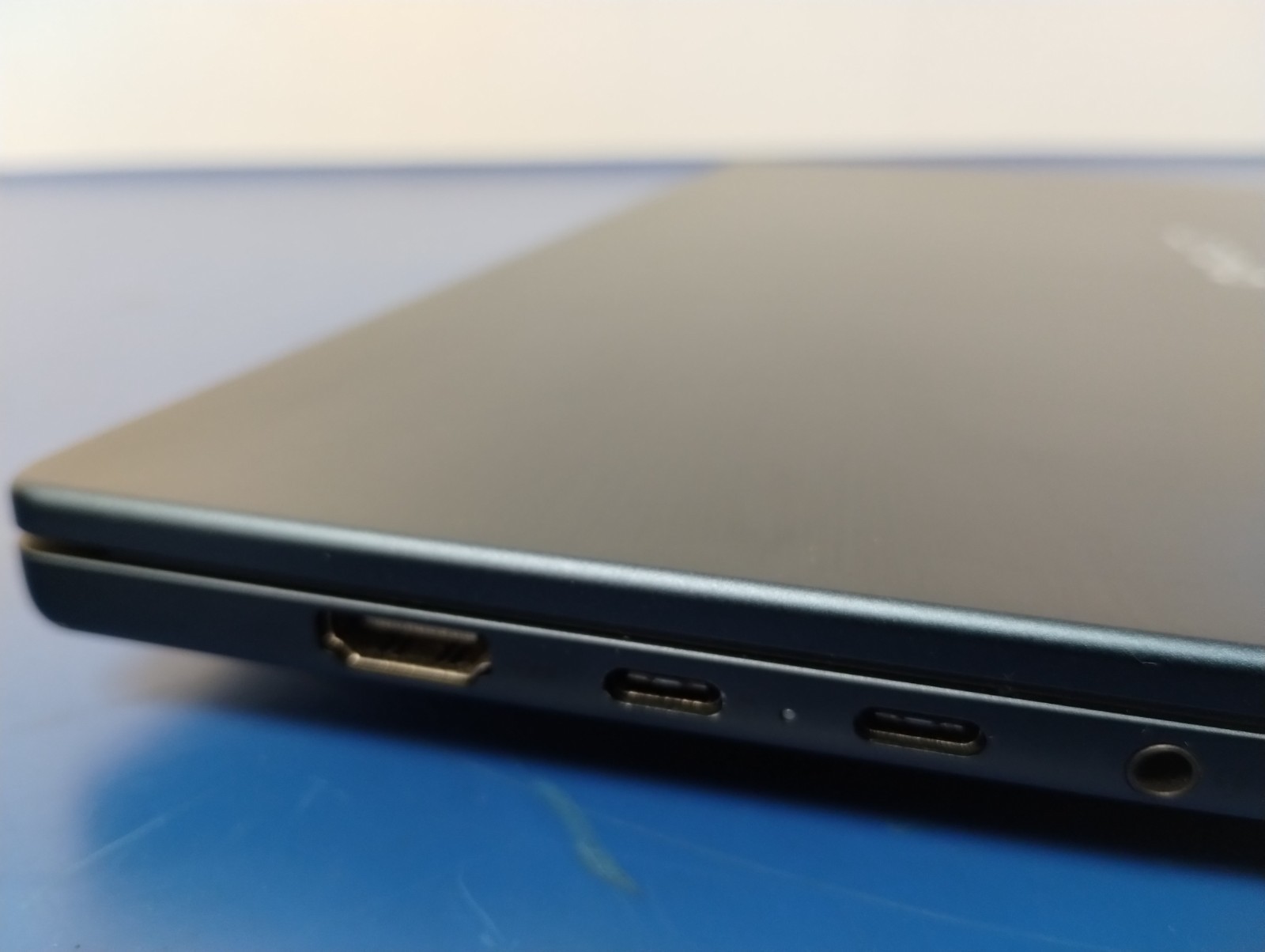 LENOVO IdeaPad Slim 5 16AKP10, AMD Ryzen AI 7 350, 16 GB RAM, 1 TB NVMe SSD