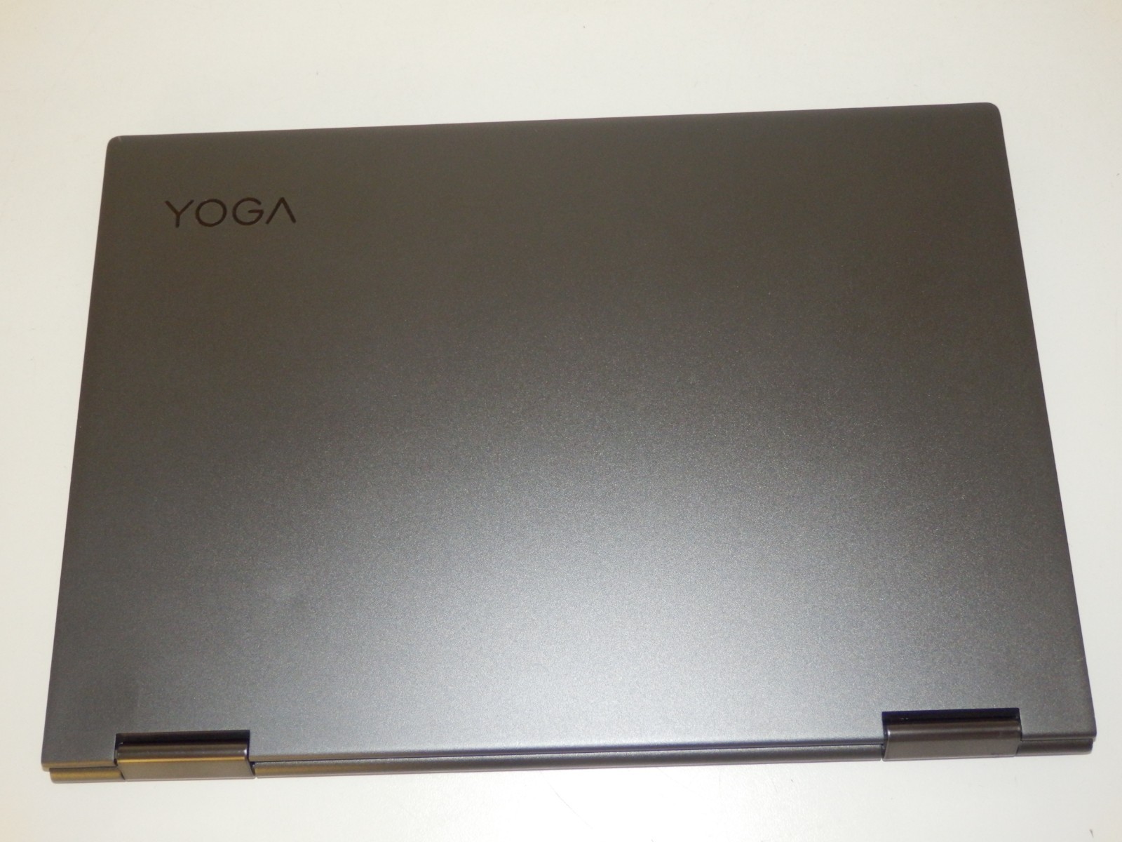 Lenovo Yoga 730-13IWL – Intel i7-8565U, 8GB Ram, 256GB SSD, 13.3″ FHD, UHD 620