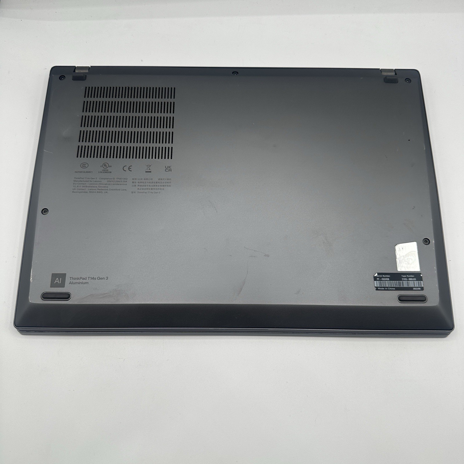 Lenovo ThinkPad T14s Gen 3 14″ Touch – Ryzen 5 Pro 6650U – 16GB RAM – 256GB SSD