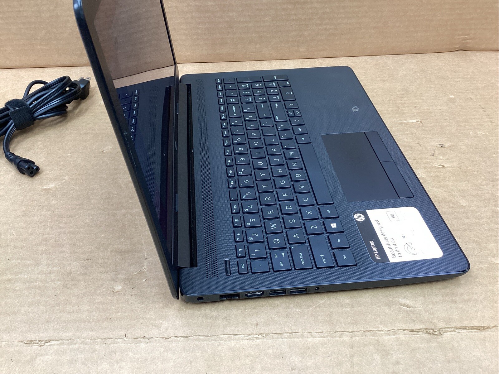 HP 15-Db0015Dx 15.6″ Laptop AMD A6 9225 4GB 1 TB SSD W10P