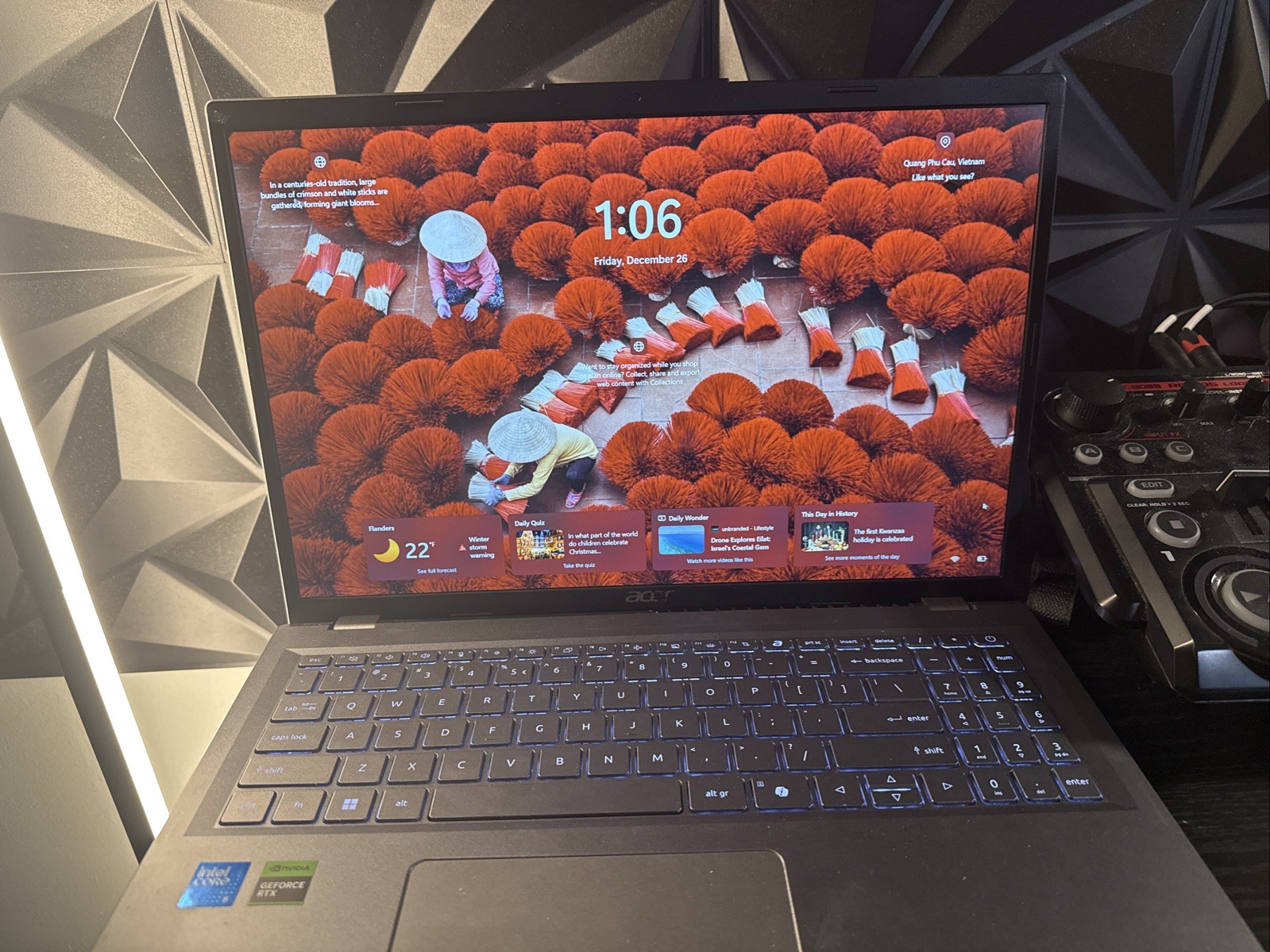 Acer Aspire 16 “laptop, Intel core 5 120 U, GeForce RTX 2050, 16 GB Ram, 512 GB