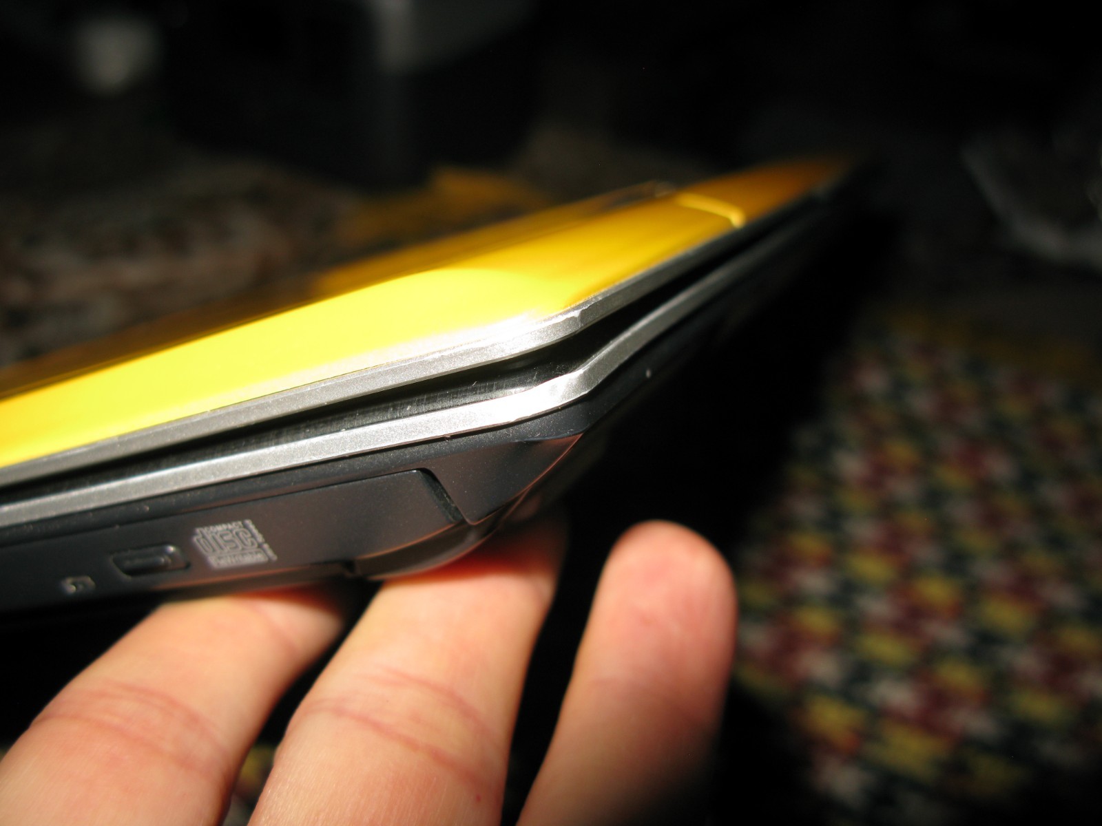 Asus Lamborghini VX1 notebook golden edition