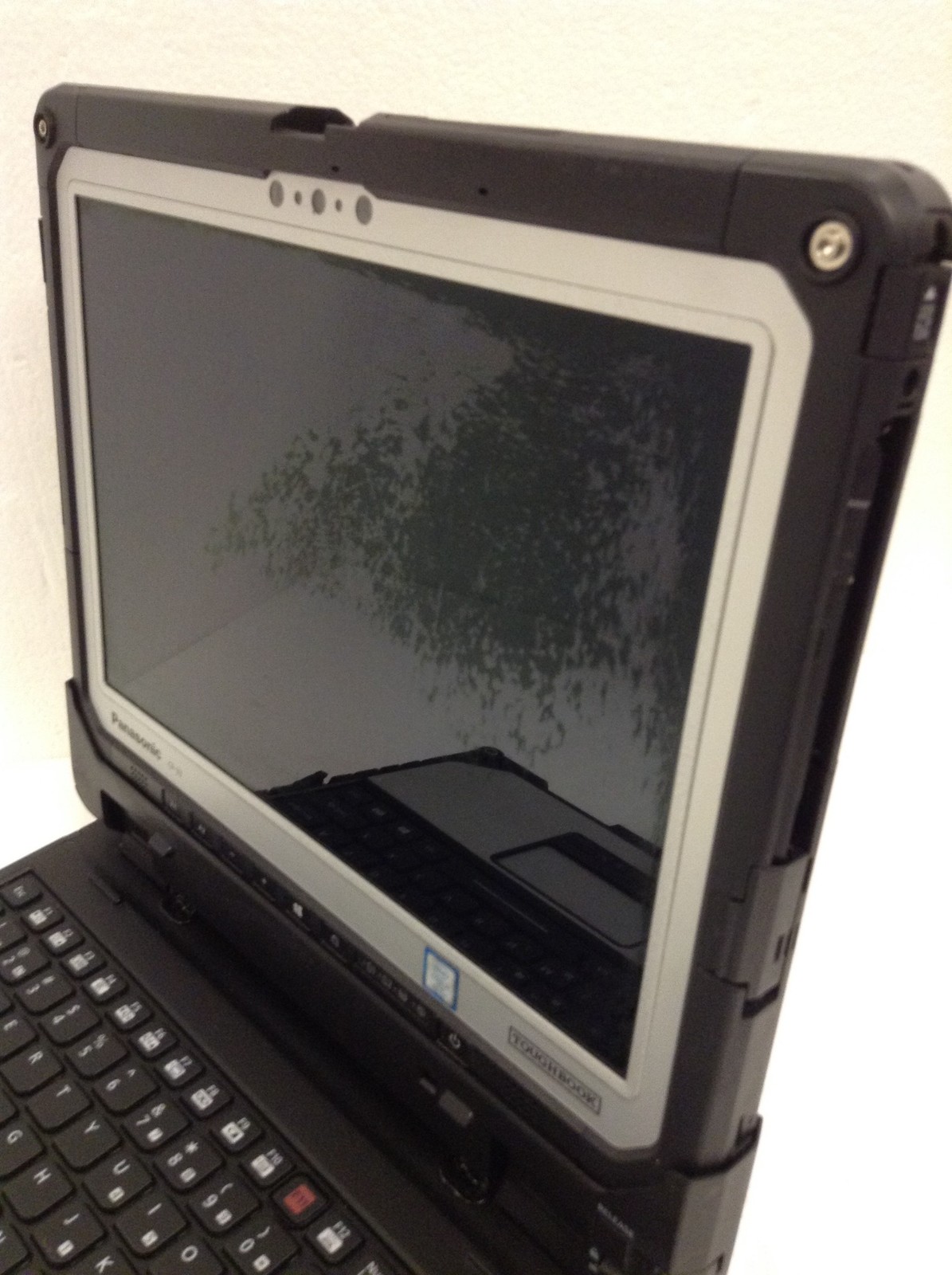 Panasonic Toughbook CF-33 MK1 Touch i7-7600U w/5K Hours, 16GB, 256GB, 2x Batt