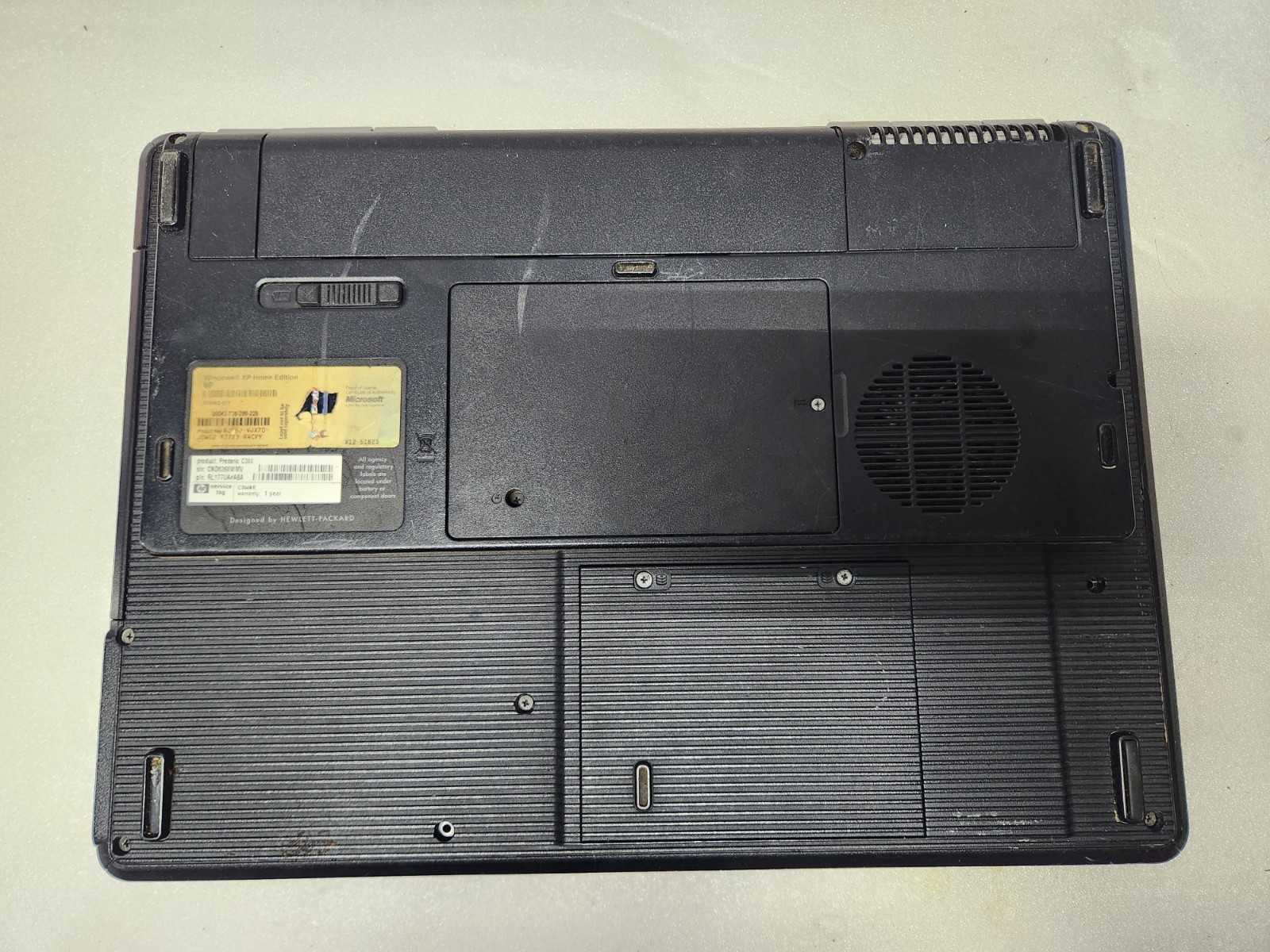 HP Compaq Presario C300 Intel Celeron M 420 512MB RAM No HDD For Parts Or Repair