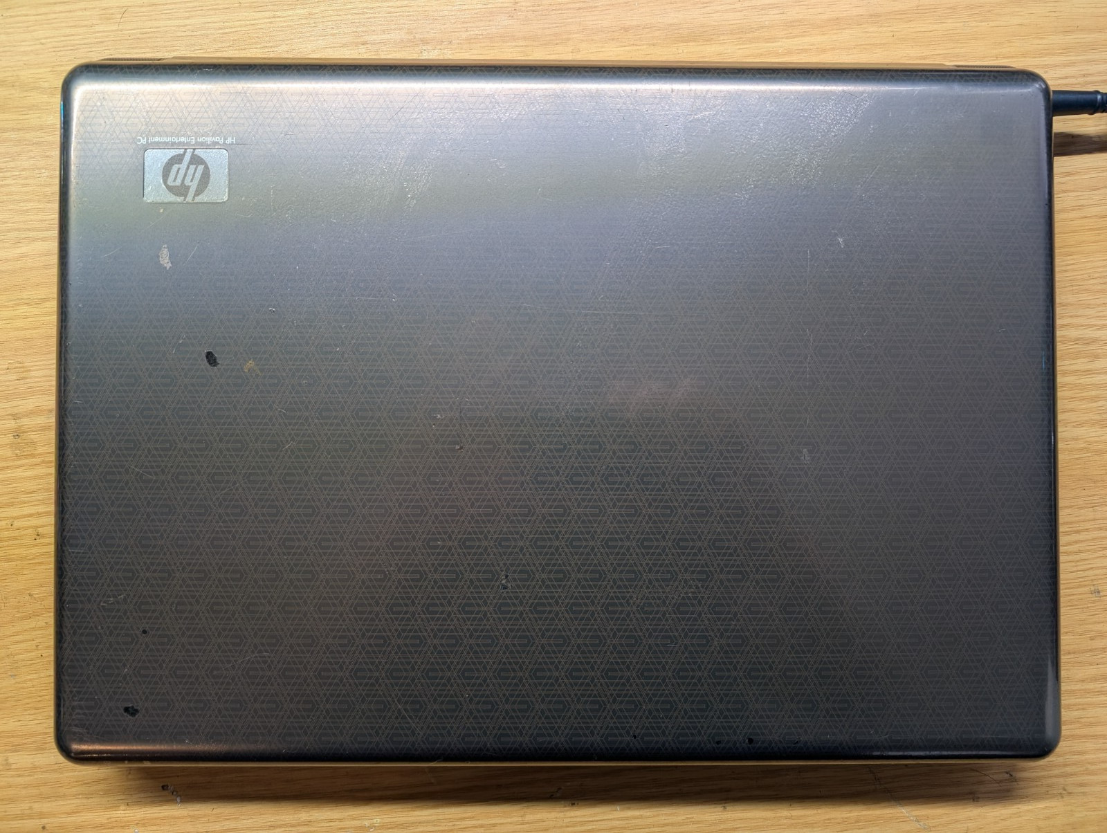 HP Pavilion dv7 Laptop AMD Turion II 2.20GHz 4GB RAM 500GB HDD Windows Vista