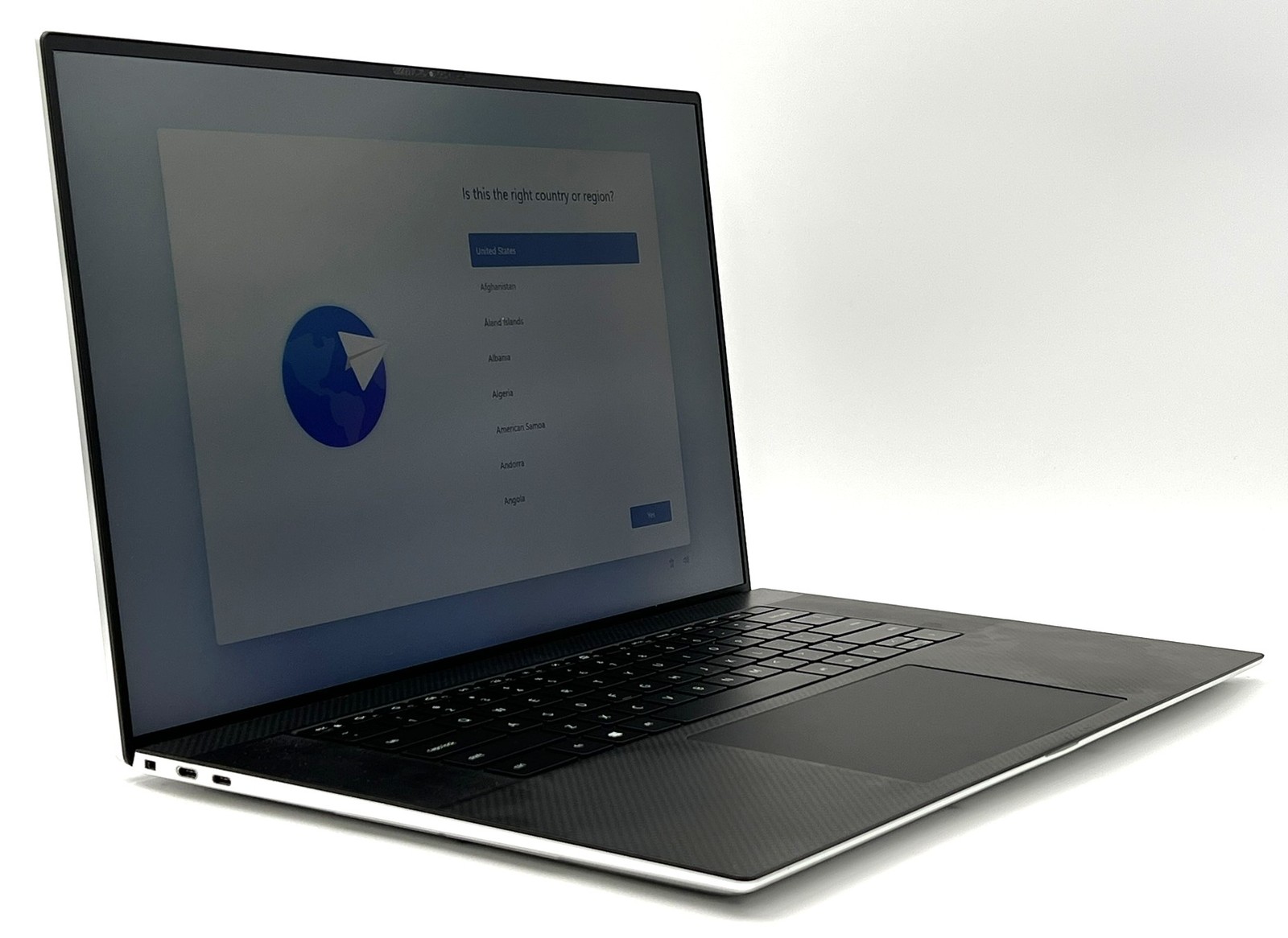 DELL XPS 17 9700 – FHD+ – i7-10875H – 16GB RAM – RTX 2060 – 512GB SSD – Black