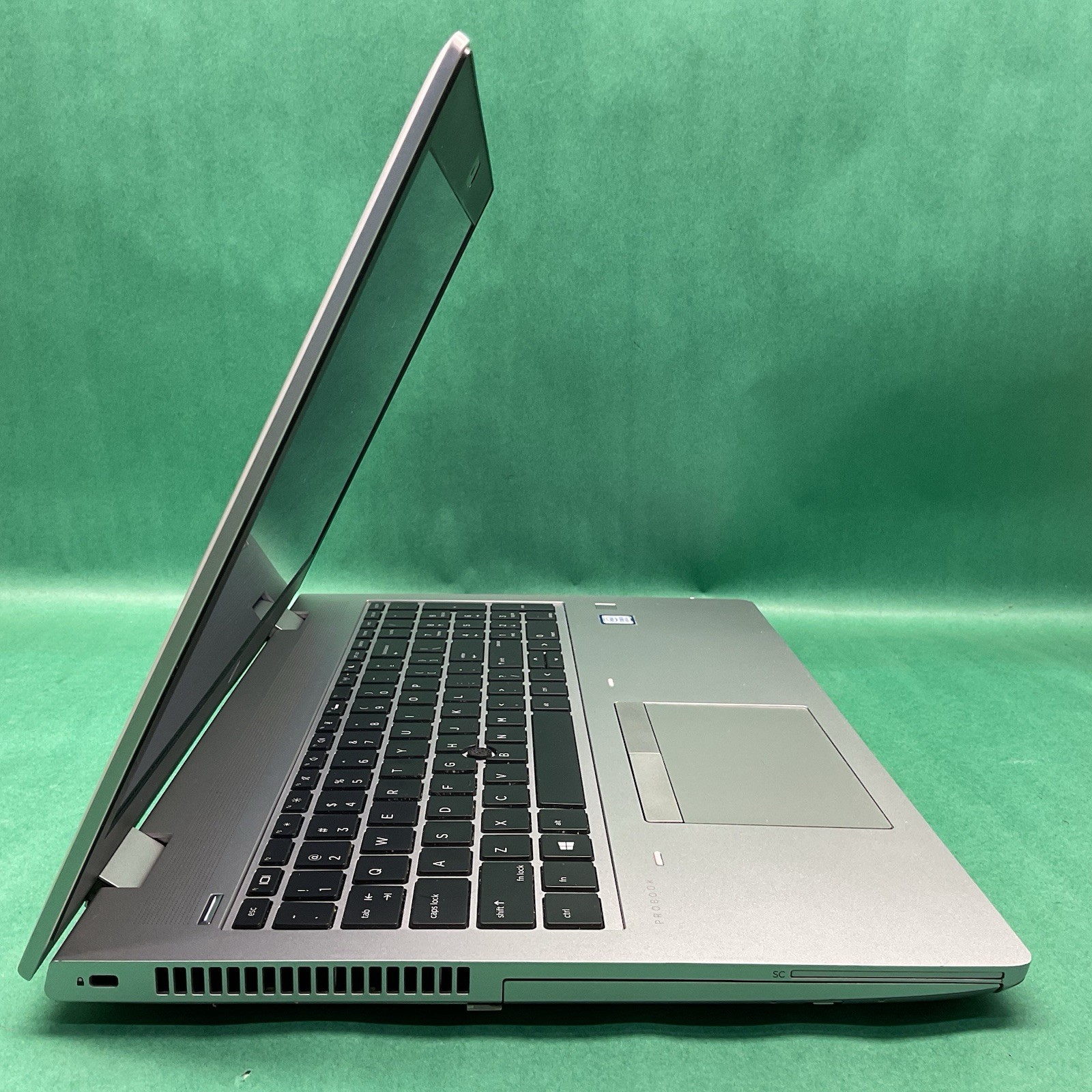 HP Probook 650 G5 – Powers On – NO HARD DRIVE- Untested