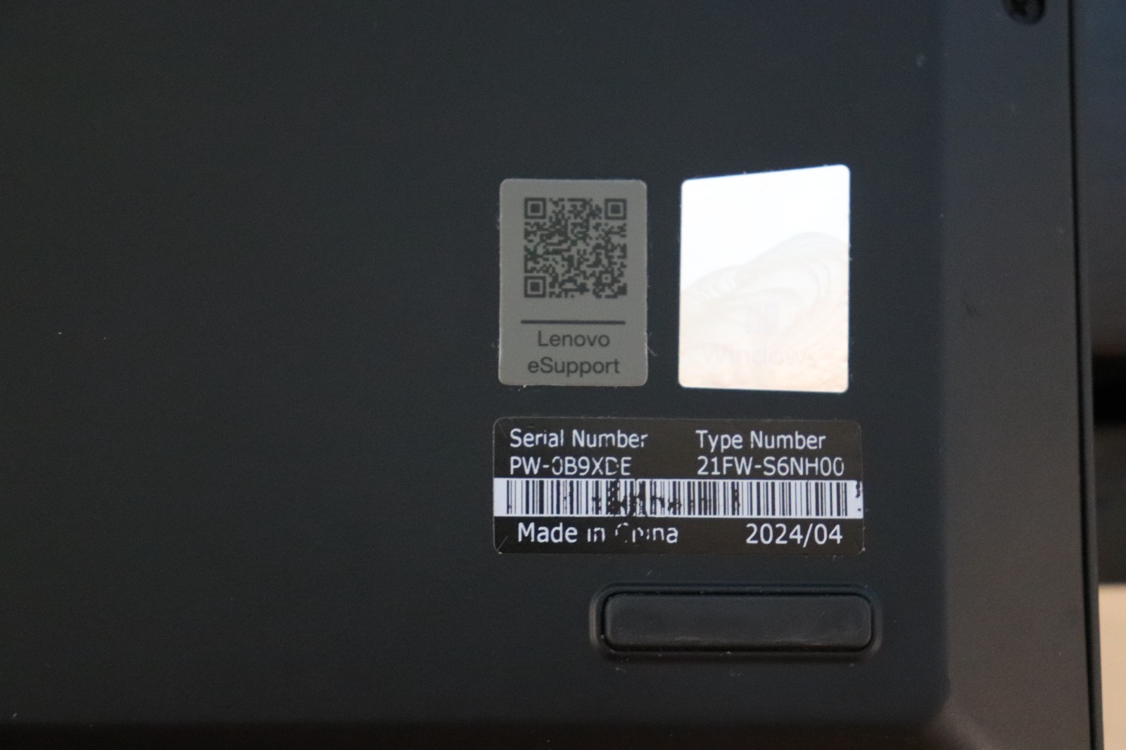 Lenovo Think Pad P1 Gen 6 16 OLED 2.6 GHz i9-13900H 32GB 1TB SSD RTX 2000 Ada