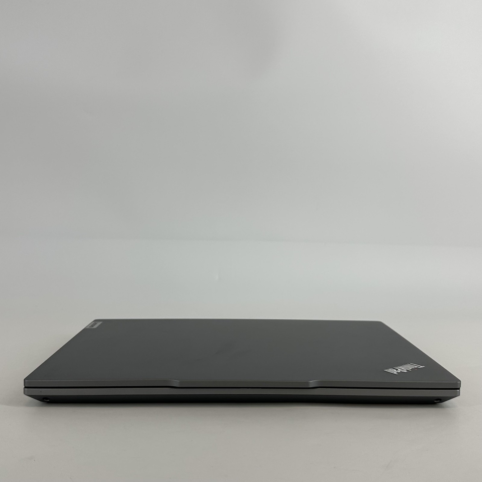Lenovo ThinkPad E14 Gen 5 Gray FHD+ 2.0 GHz Ryzen 7 7730U 16GB RAM 1TB SSD Good