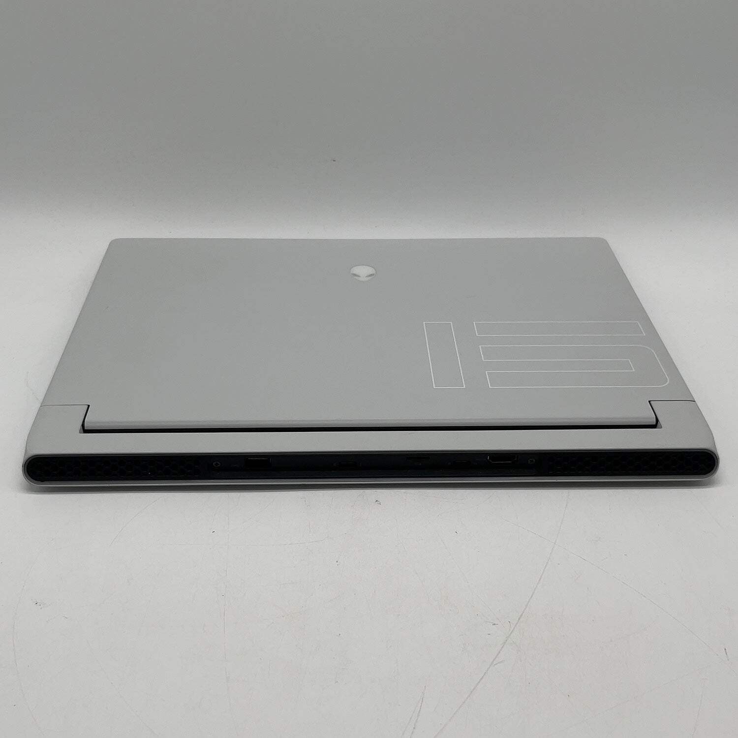 Alienware X15 R1 15.6″ i7-11800H 2.3GHz 16GB RAM 512GB SSD GeForce RTX 3070