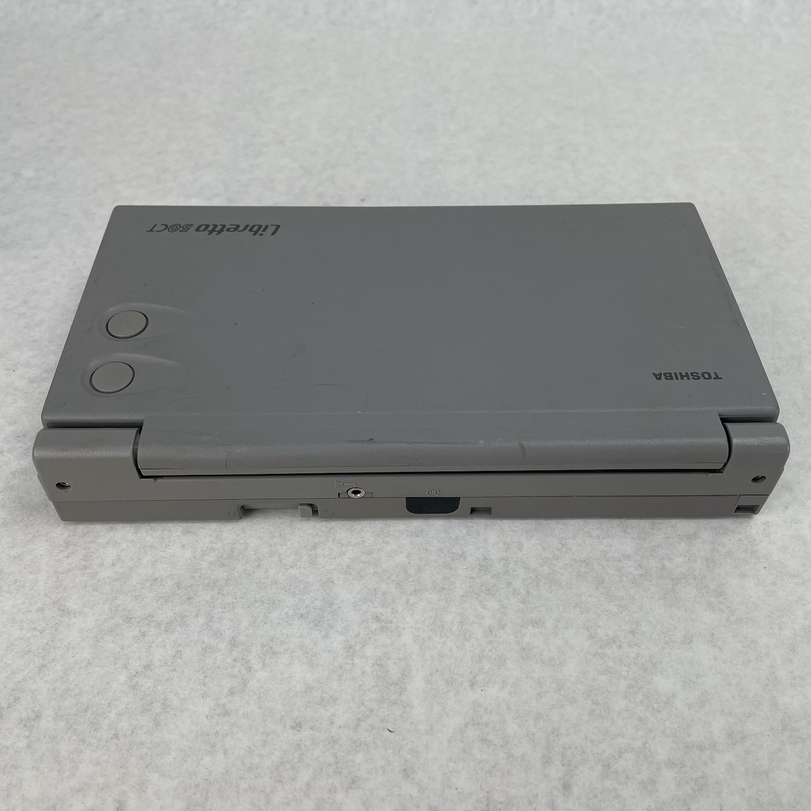 Toshiba Libretto 50 ct 6″ Intel Pentium 16 MB RAM No HDD/OS/AC/Battery