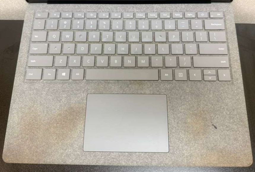 Microsoft Surface Laptop 2 13.5″ Touch i5 8GB 256GB SSD Win 11 Pro USED