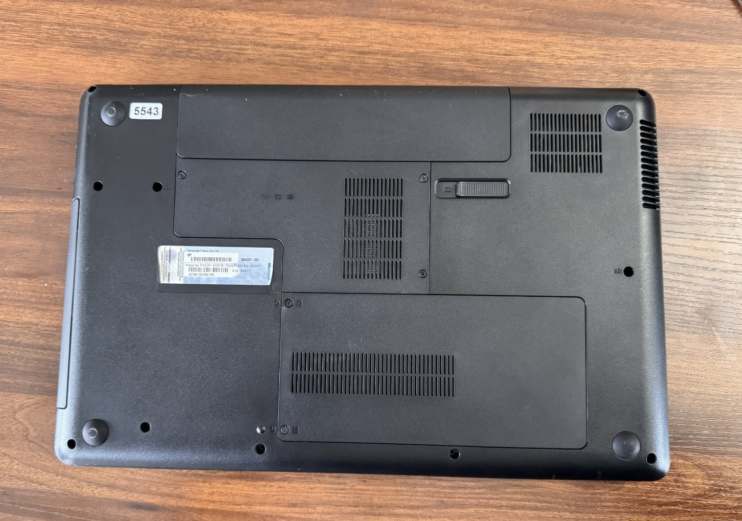 Compaq Presario CQ56 Intel Celeron CPU 900 4GB Ram 256GB HDD 15.6″ Chrome FlexOS