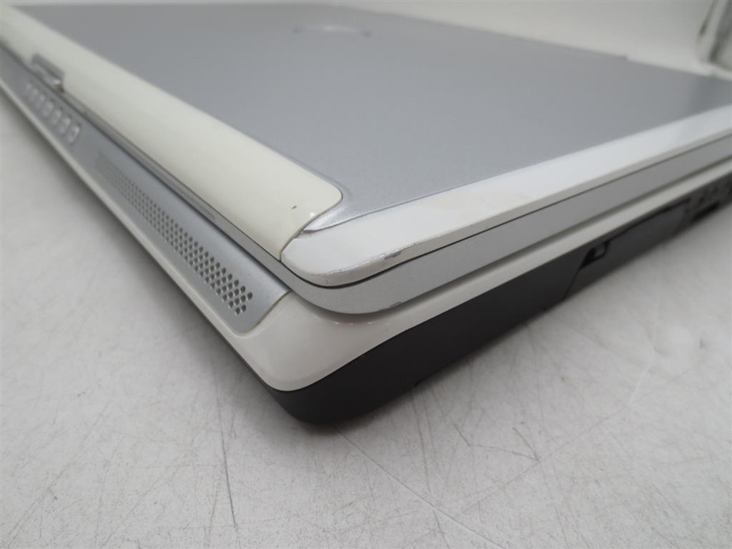 Dell Inspiron E1705 Intel Core Duo 1.83GHz 2GB RAM 128GB 17″ WUXGA Radeon X1400