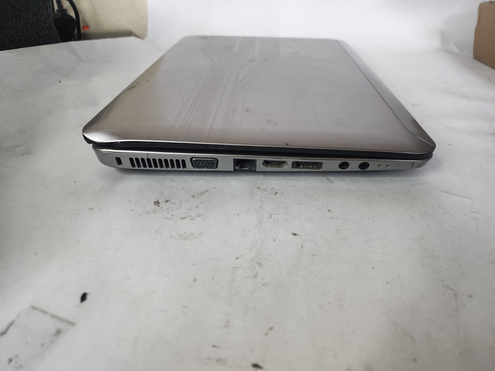 HP PAVILION DM4 4GB RAM 500GB HDD I5-m450@2.40ghz 4gb Ram WIN 7, NO BATTERY Read