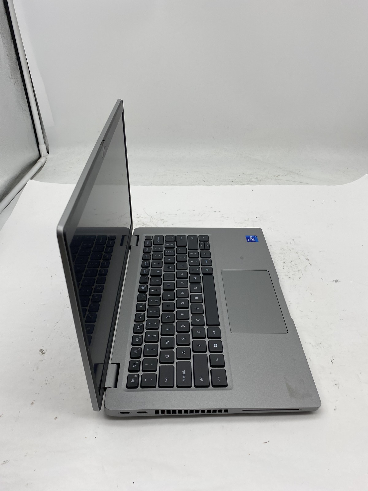 Dell Latitude 5421 Laptop Intel Core i7 11850H 2.5GHz 16GB 512GB SSD W11P
