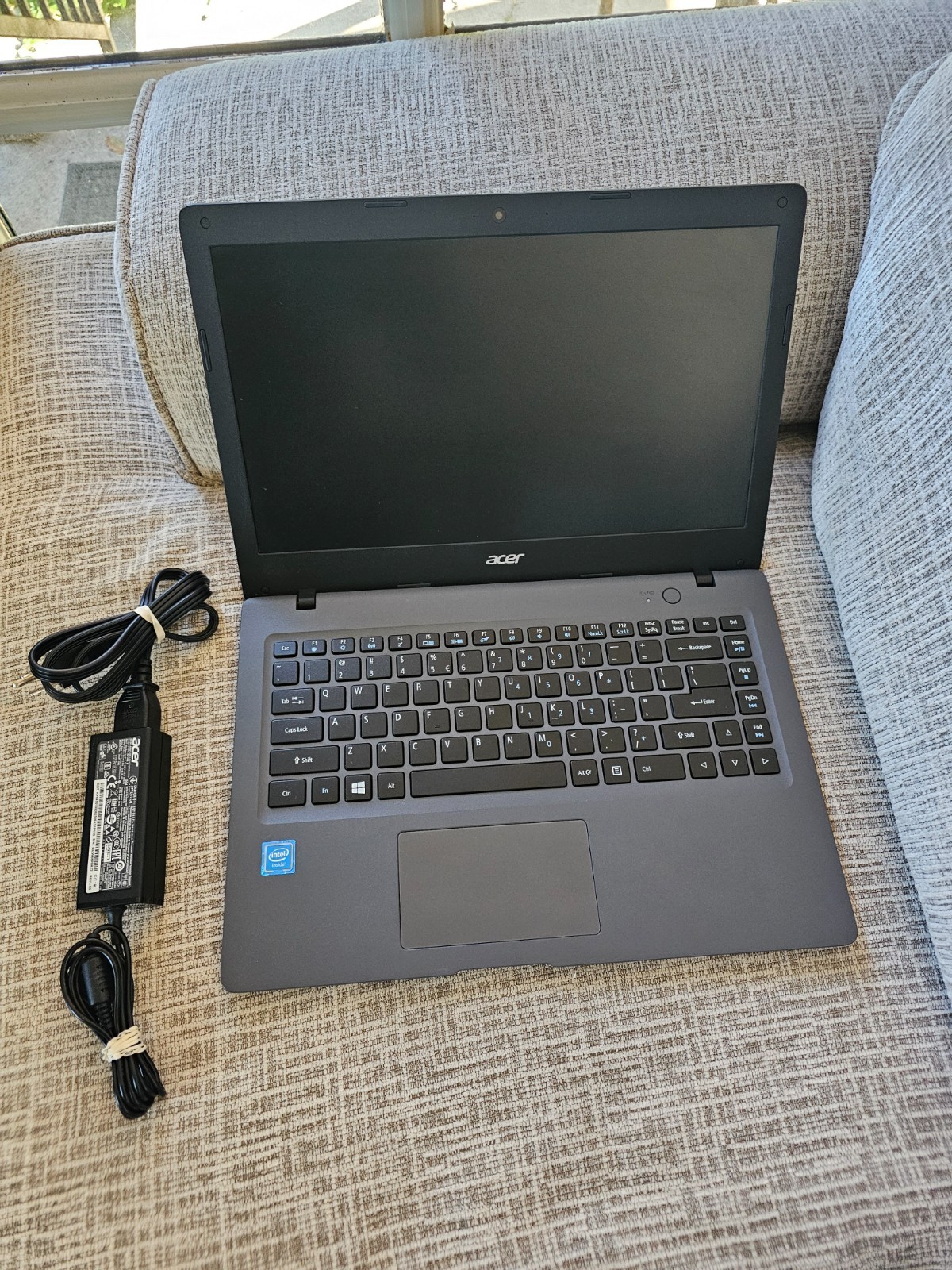 Acer N15V2 14″ Notebook AO1-431 Series With Charger – Works Great, NO HDD – Nice