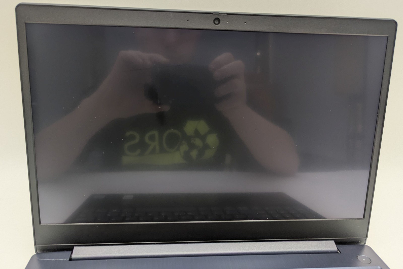 Incomplete Lenovo IdeaPad 3 15IML05 15.6″ Touch Laptop i5-10210U 1.6GHz 20GB RAM