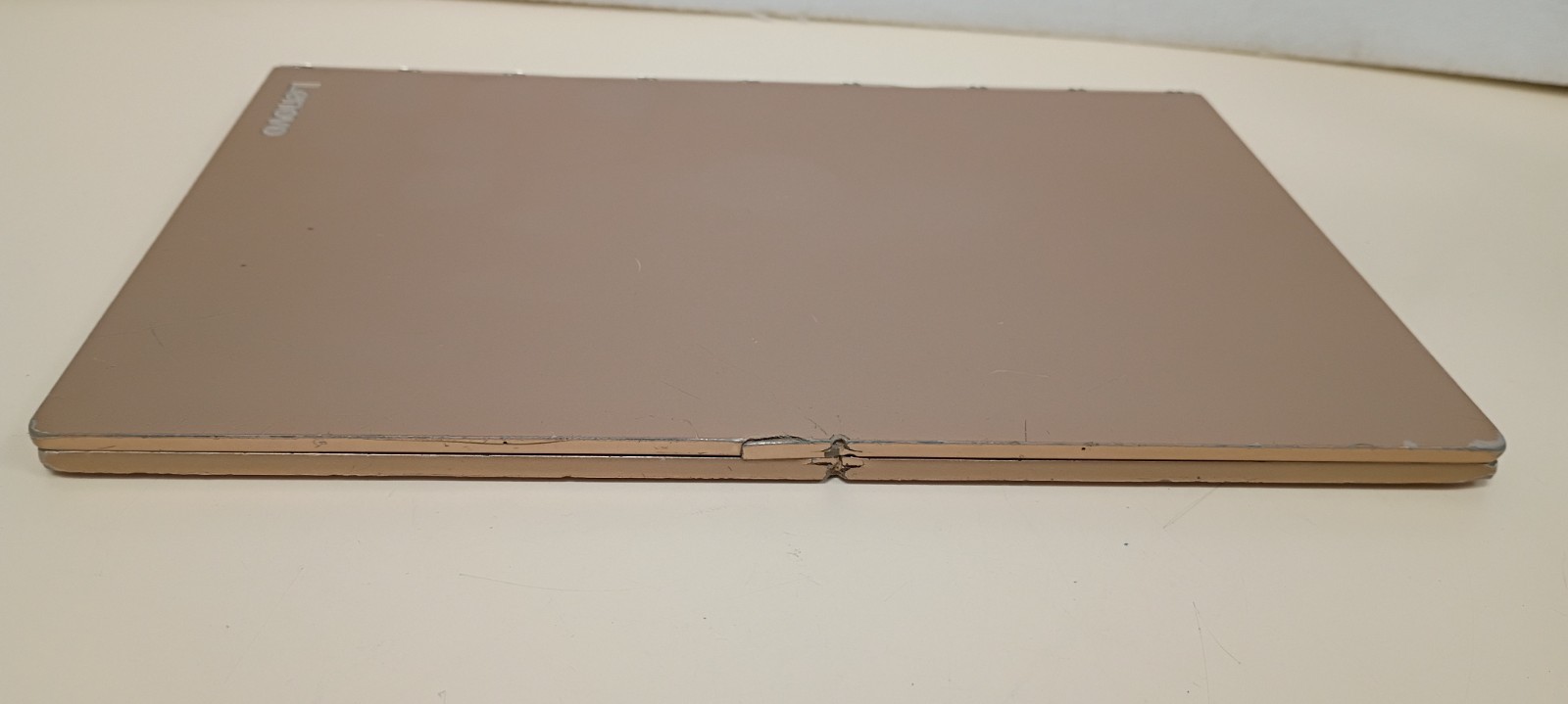 Lenovo Yoga Book YB1-X90F 10.1″ PARTS/REPAIR BROKEN SCREEN BROKEN PARTS AS IS