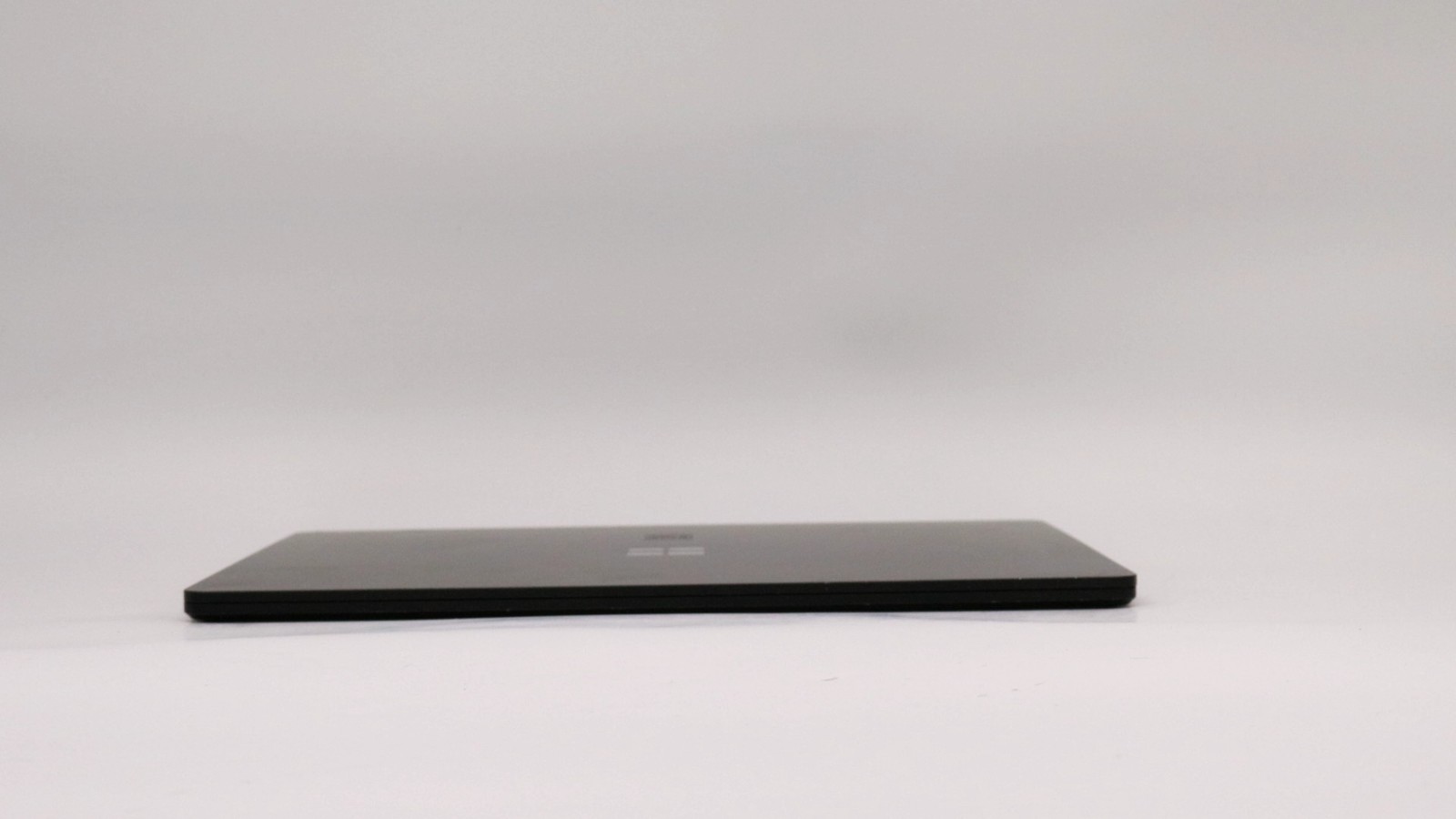 Microsoft Surface Laptop 3 14″ i7-1065g7 16GB 512GB – Fair READ DESC
