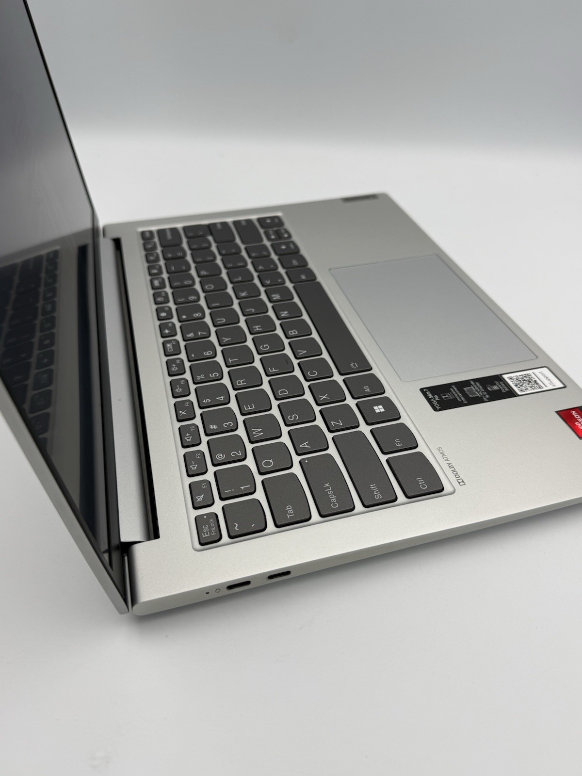Lenovo Yoga Slim 7 Pro 14ACH5 – 14” 2.2K | Ryzen 9 5900HX | 16GB RAM | 1TB – 34C
