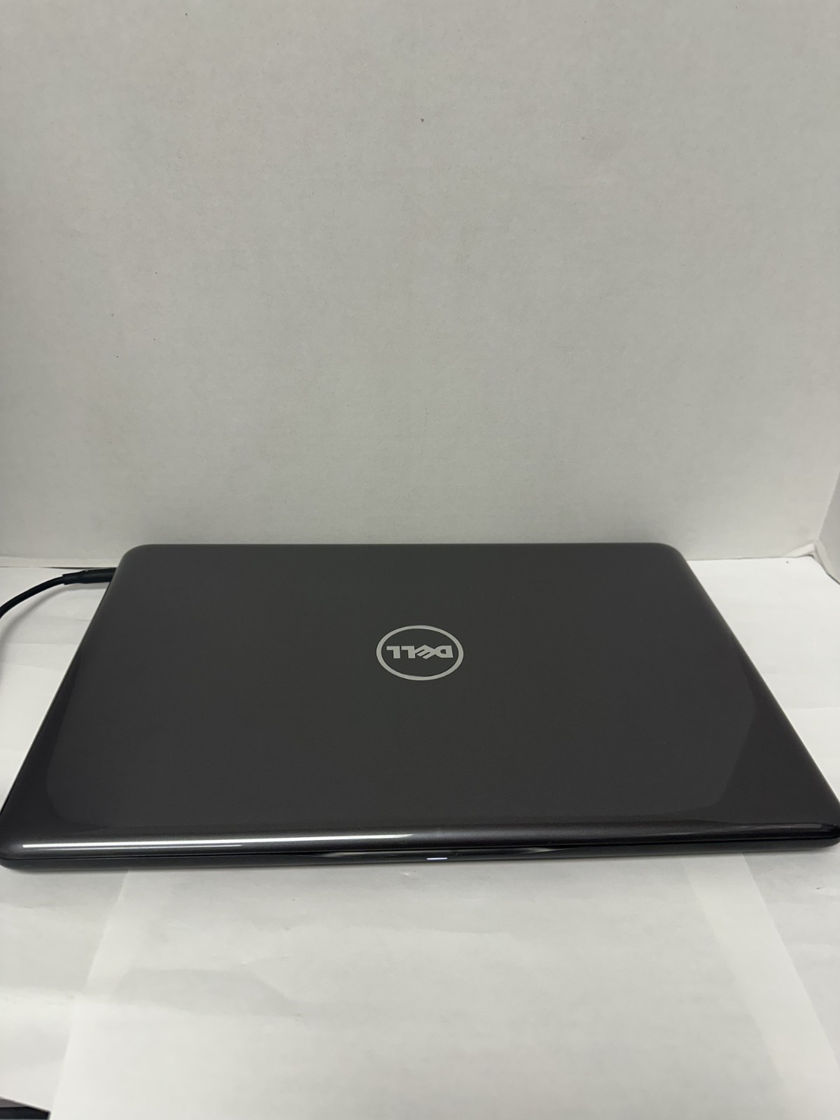 Dell Inspiron 5565 AMD A12-9700 8GB RAM 1 TB HDD (No OS or Charger)