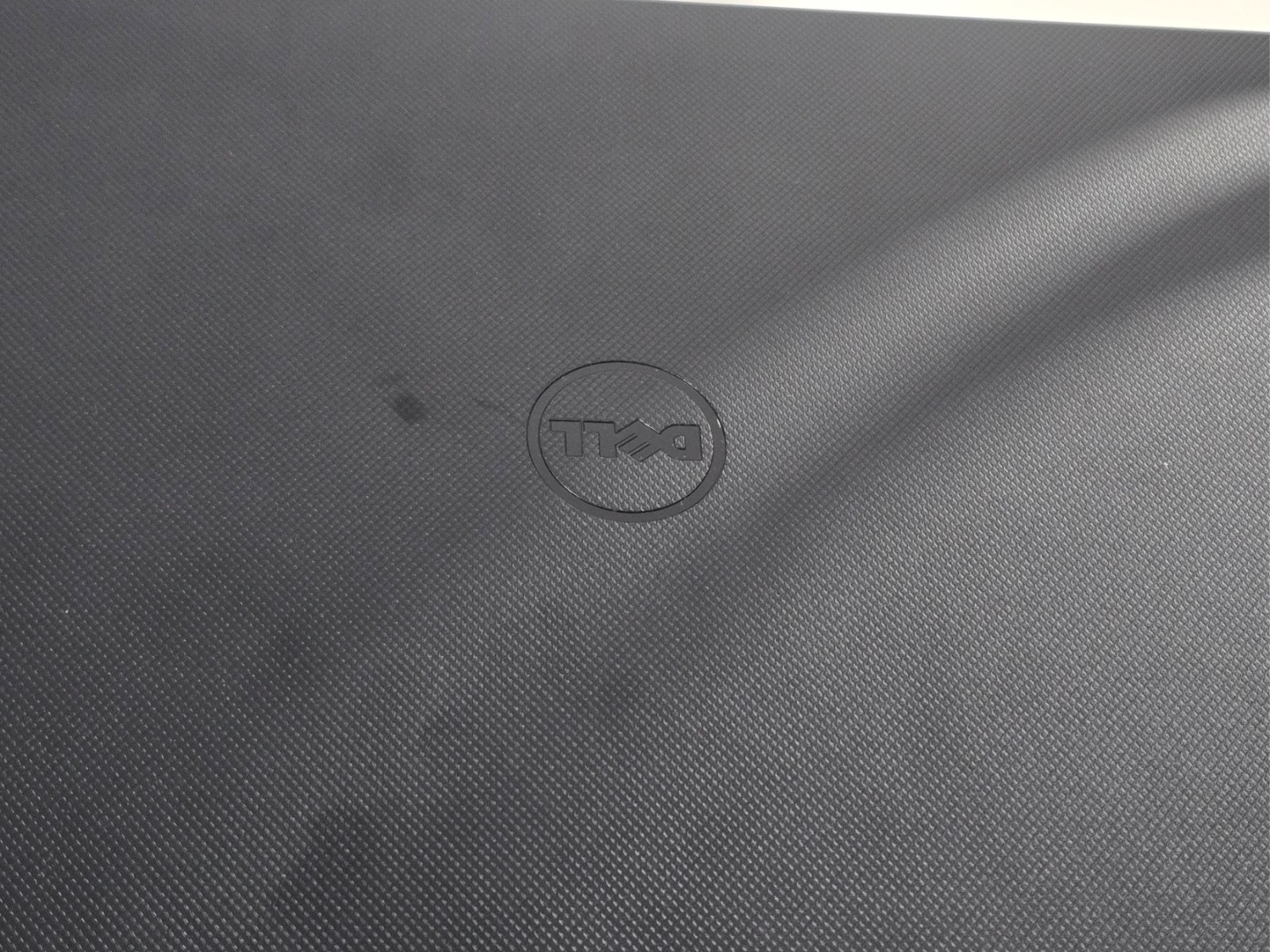 Dell Inspiron 15 3567 15.6″ (1TB, Intel Core i3 7th Gen., 2.70GHz, 8GB) Laptop –