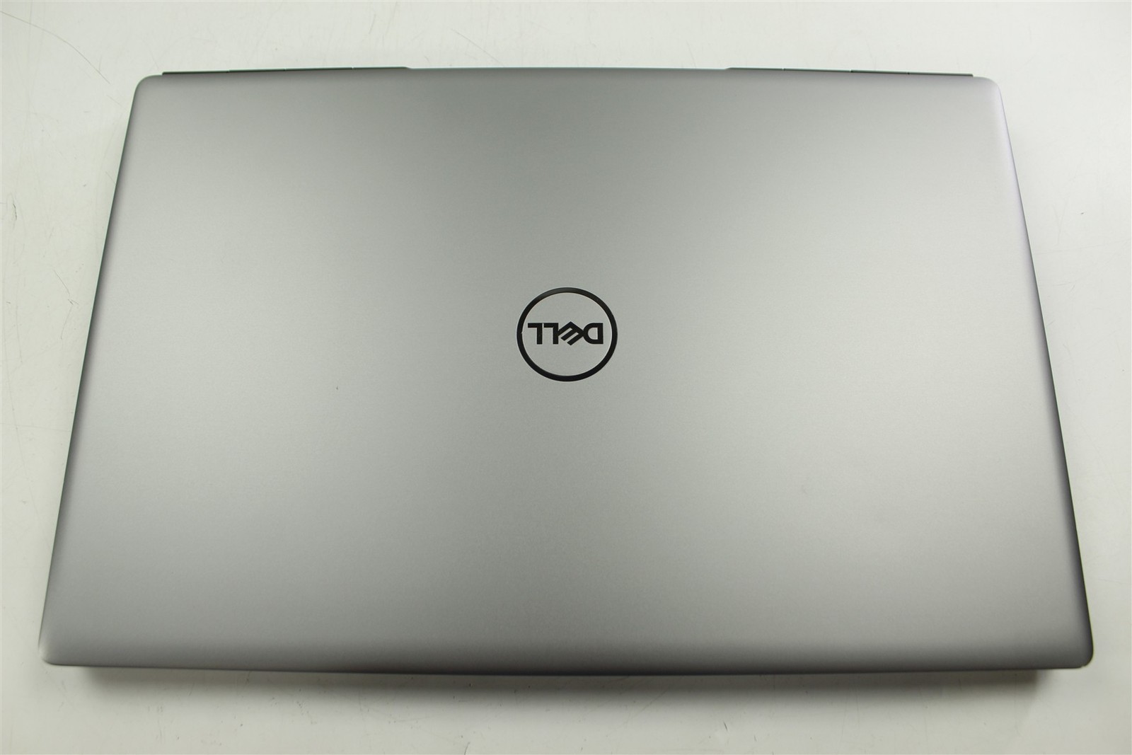 Dell Precision 7750 17.3″ FHD i7-10875H 2.3GHz 512GB SSD 64GB RAM W11P RTX 4000