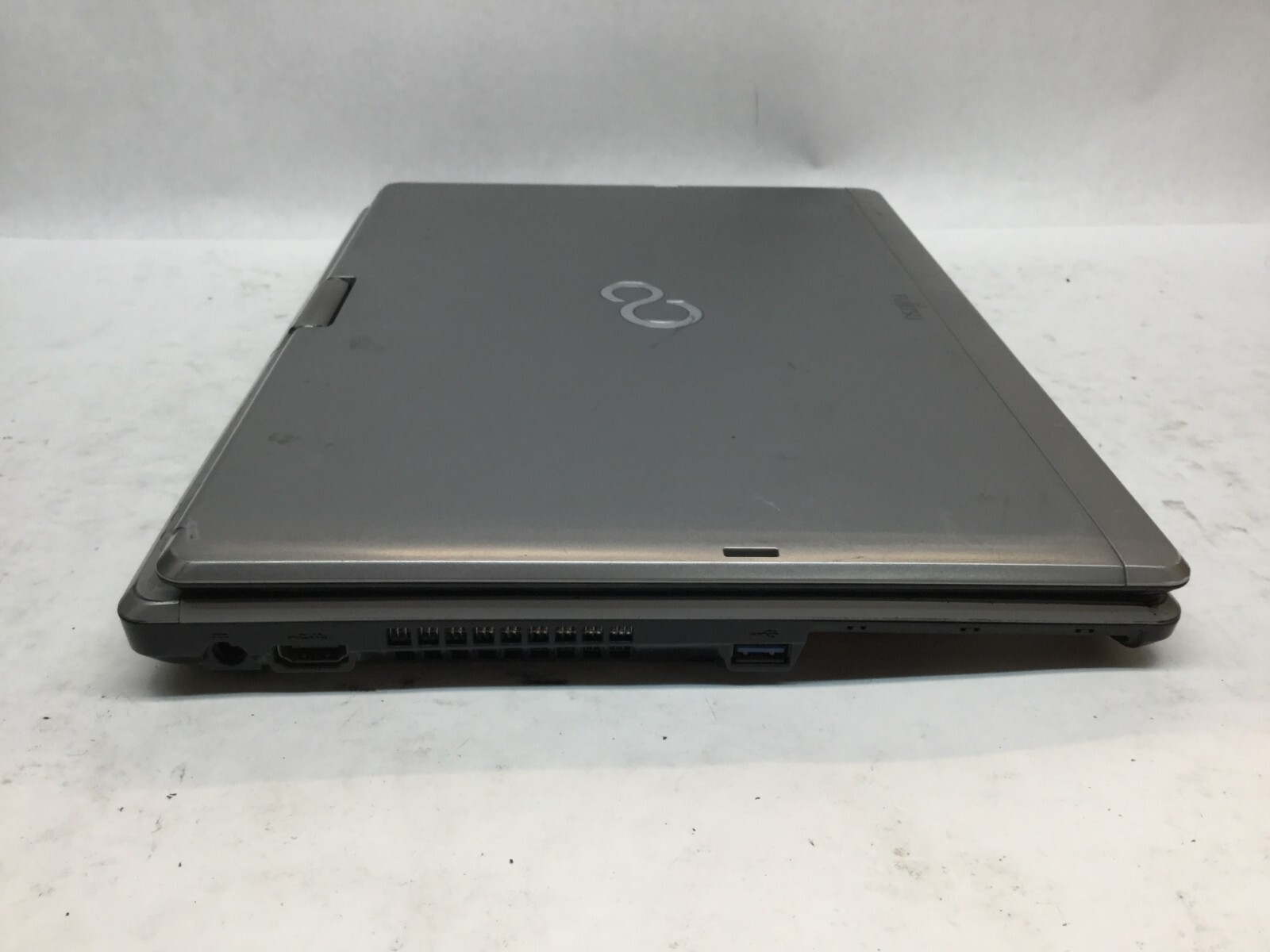 Fujitsu Life T734 Book 13″ Laptop Intel Core i5 3rd Gen.- DOES NOT BOOT -MZ
