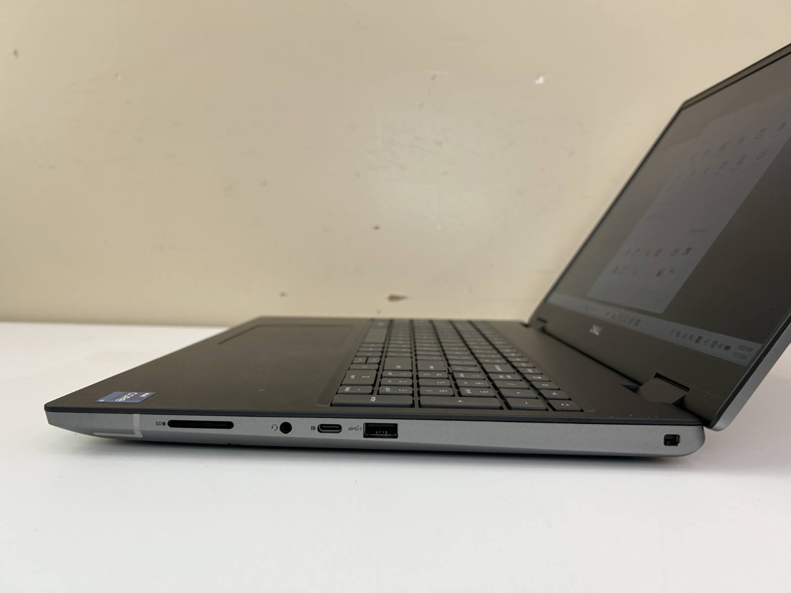 LAPTOP Dell Precision 7680 16″ Core i7-13850HX 16GB RAM 1TB SSD RTX 2000 Win 11