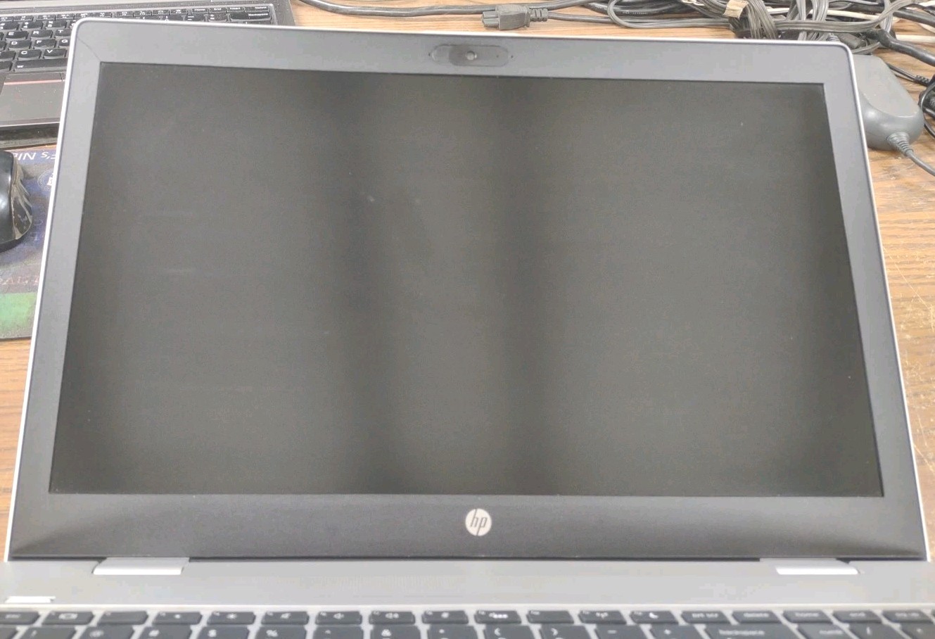 HP Probook 650 G5 LAPTOP 15.6 W/ i5-8365U 1.60GHz, 8GB, 256GB.