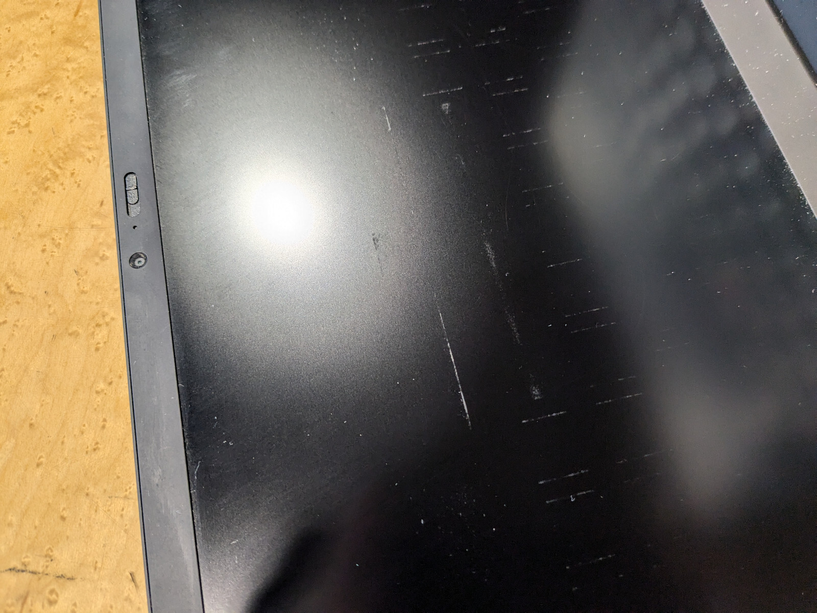 Lenovo ThinkPad X1 Carbon 7th Gen i5-8265U 1.6Ghz 8GB Ram 256GB SSD No OS/AC