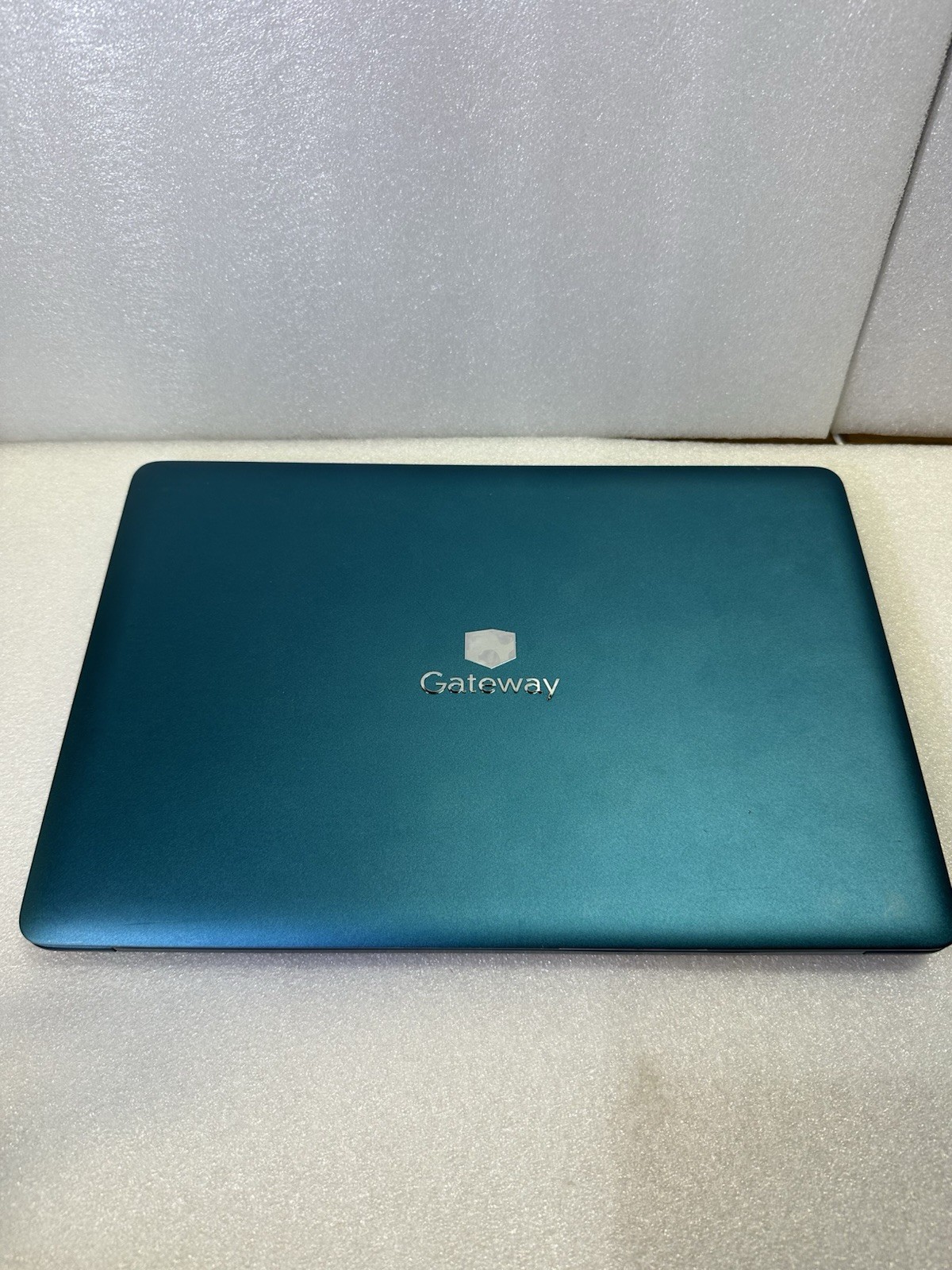 LOT Of 15 LAPTOPS; Gateway, Lenovo, HP, ACER, Samsung
