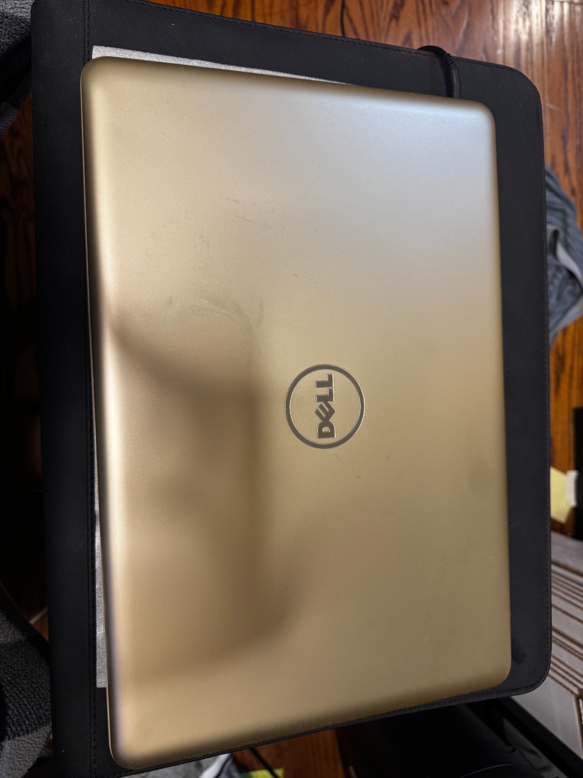 Dell Inspiron 5565 AMD radeon r7, Laptop, 8gb ram 1tb HD