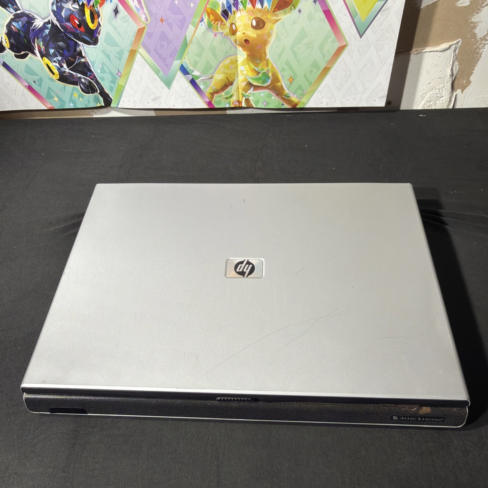 HP Pavilion DV8000 17″ Laptop AMD Turion 64 1.8Ghz 1.25GB Ram Win XP – Radeon
