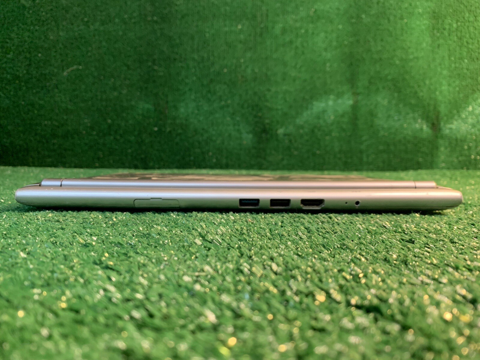 samsung notebook xe303c12 laptop for parts or repair