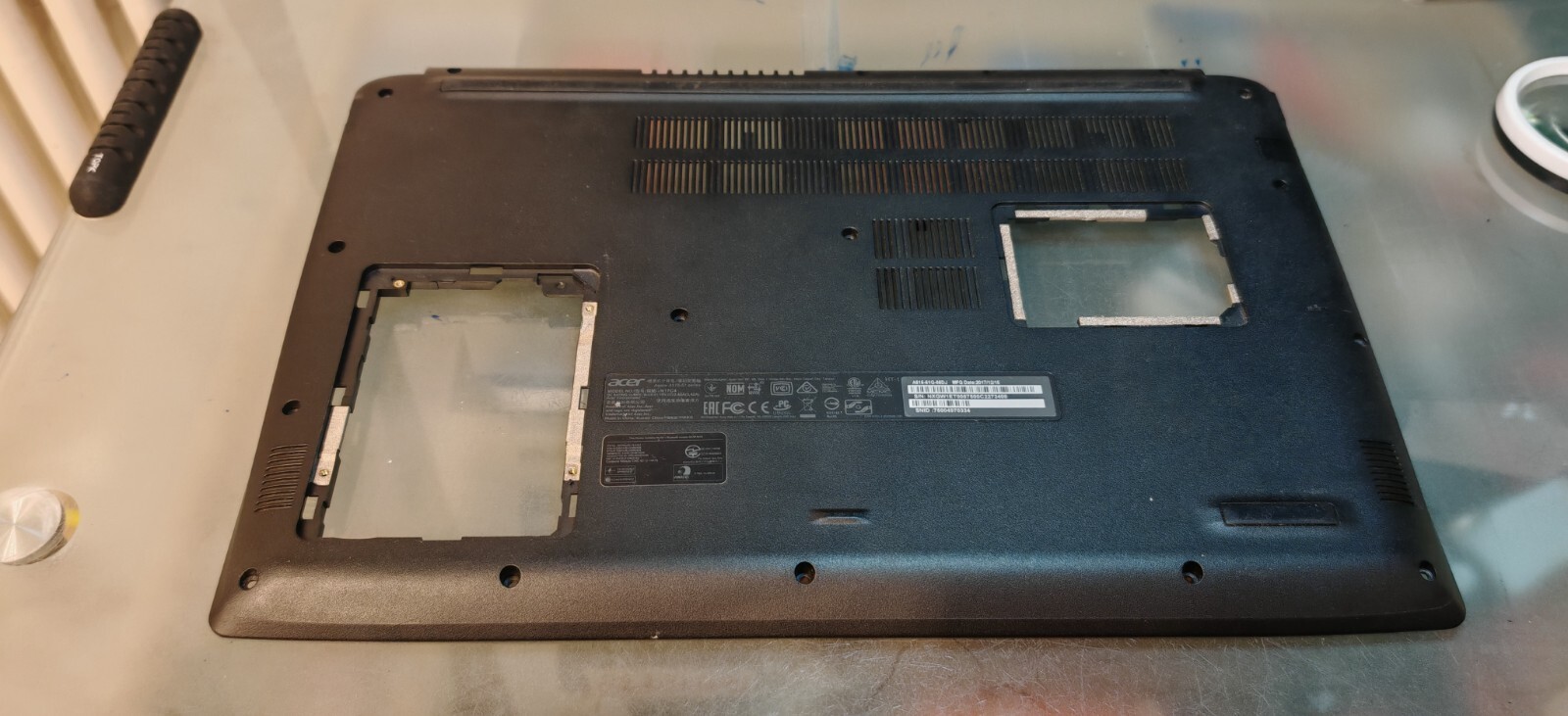 ACER A515-51 A515-41 A615-51 BOTTOM CASE AP20X000300