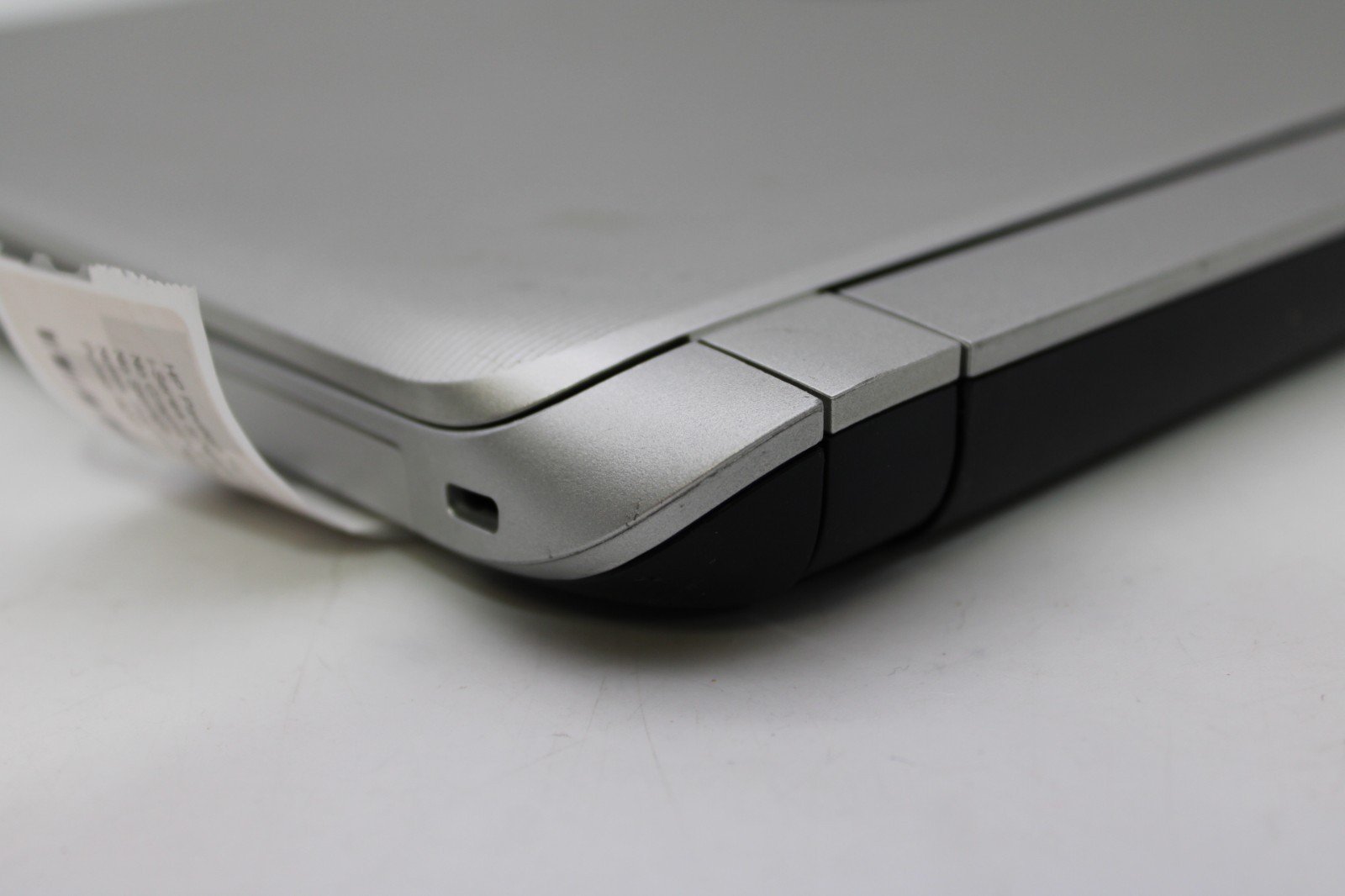 HP Pavilion 14T-v000 14″ i-Series 8GB RAM NO STORAGE/OS *PARTS/REPAIR*