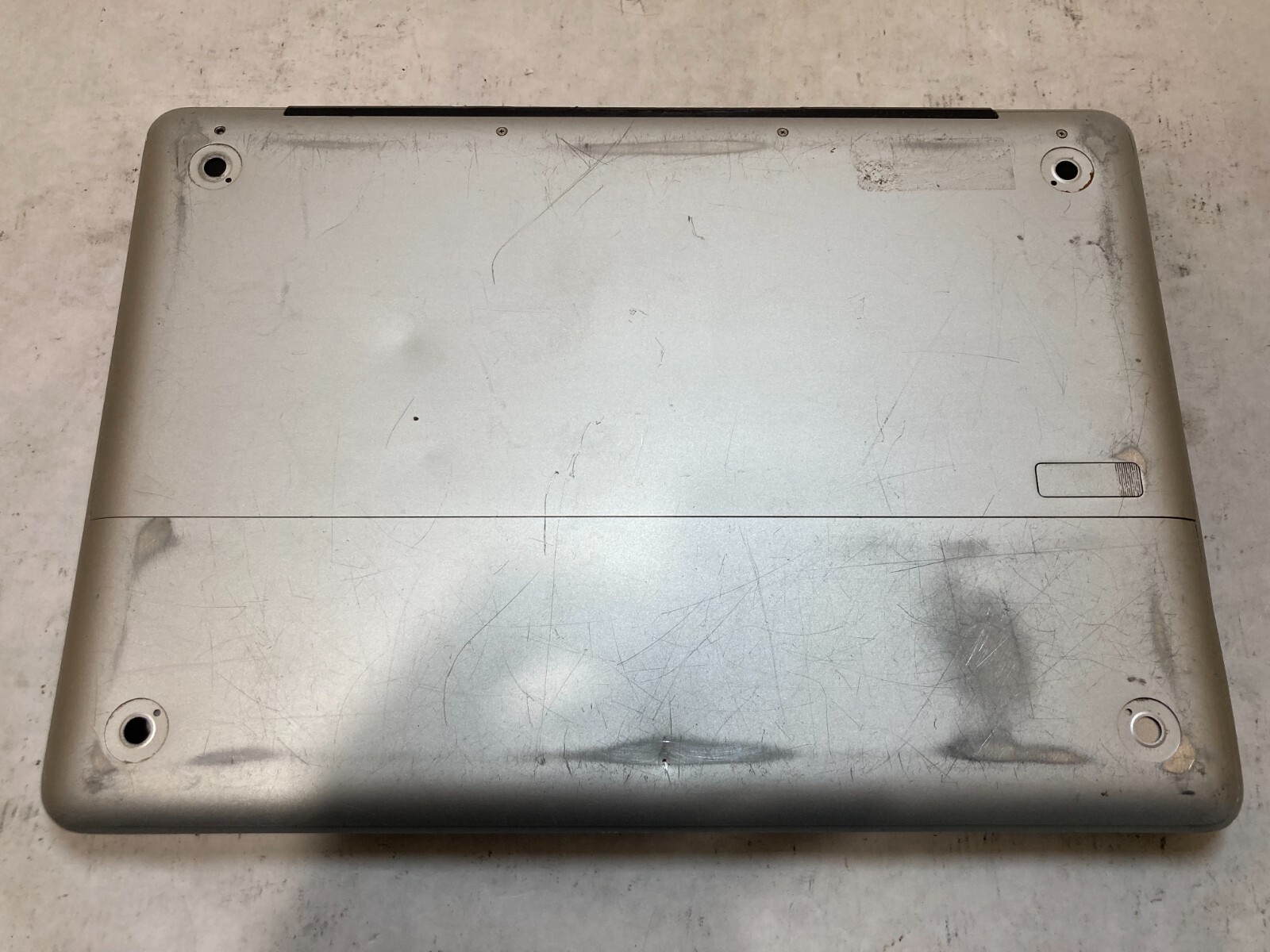 MacBook Pro 5,1 Late 2008 Laptop 13″ Intel Core 2 Duo 2.0GHz WON’T TURN ON -PP