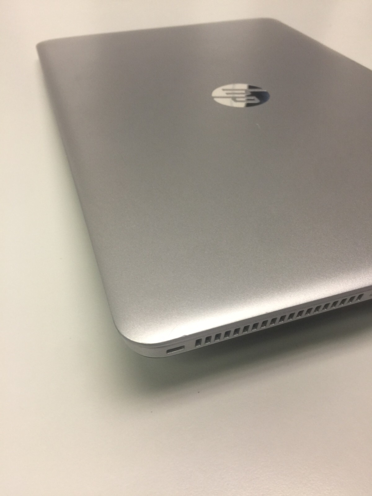 HP EliteBook 850 G3 15.6″ 480 GB SSD Core i5 6th gen 2.30GHz 16 GB RAM