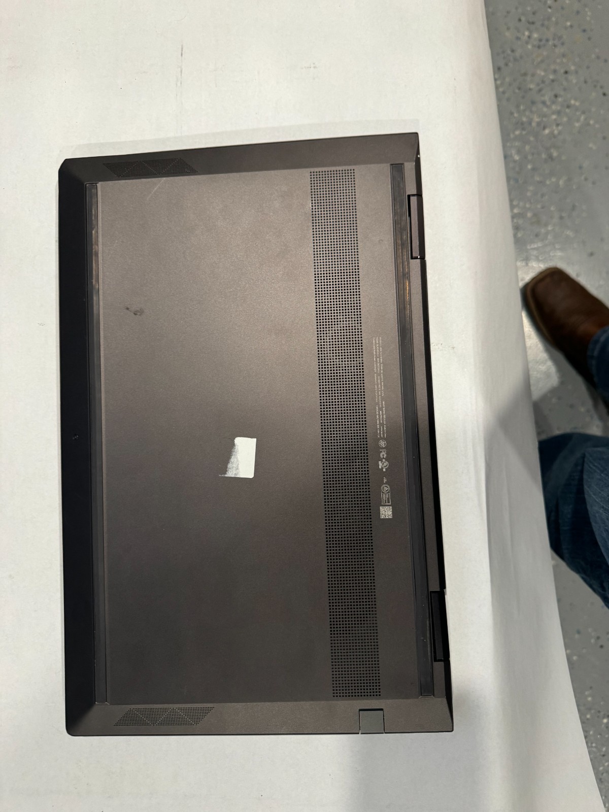 HP ENVY x360 Convertible Laptop – 15t-ed000 *FOR PARTS; READ DISCRIPTION*