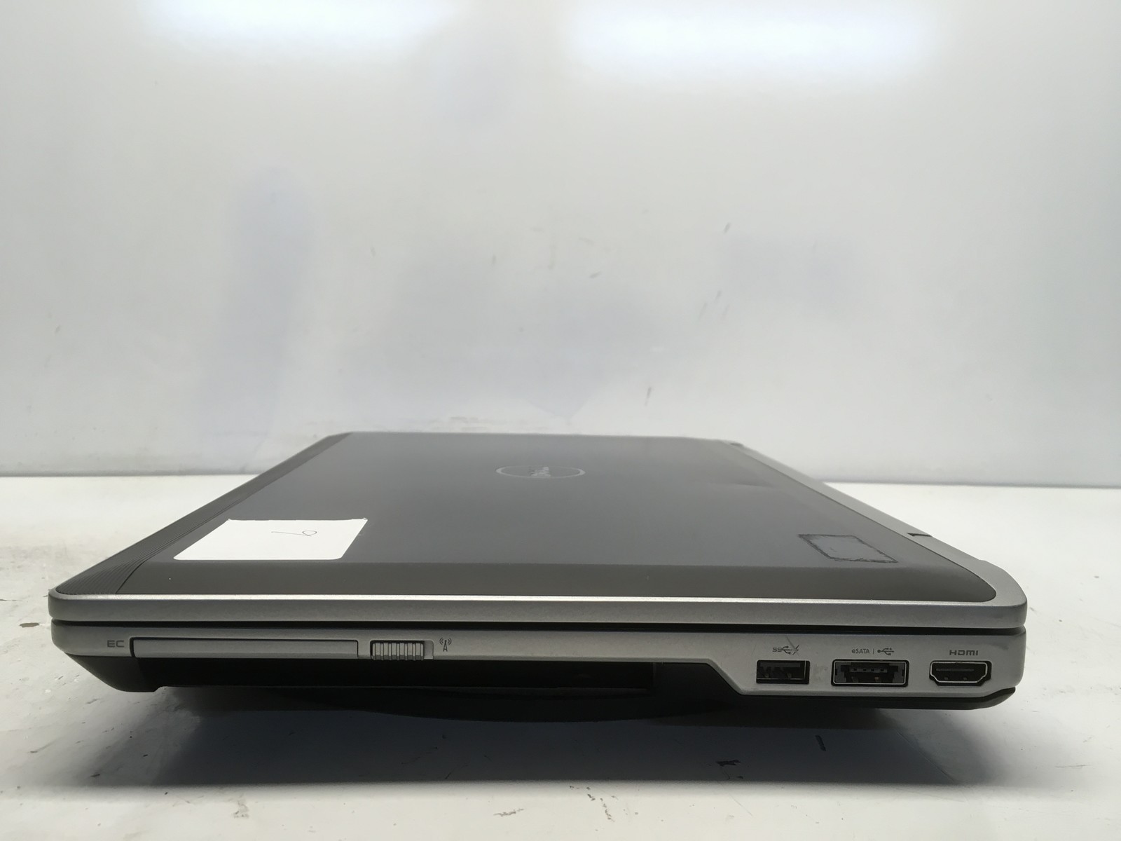 Dell Latitude E6530 Intel i5-3230M 2.6GHz 4 GB NO HDD No Batt