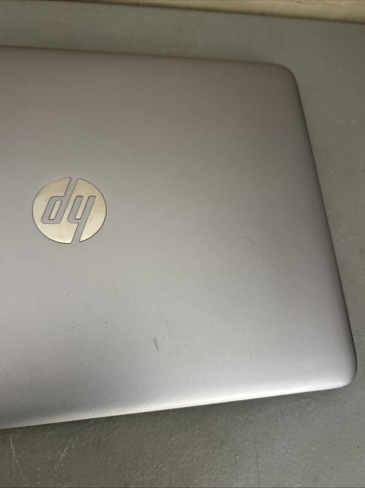 HP EliteBook 840 G4 14″ Core i5 8GB RAM, 256 GB SSD Window 11