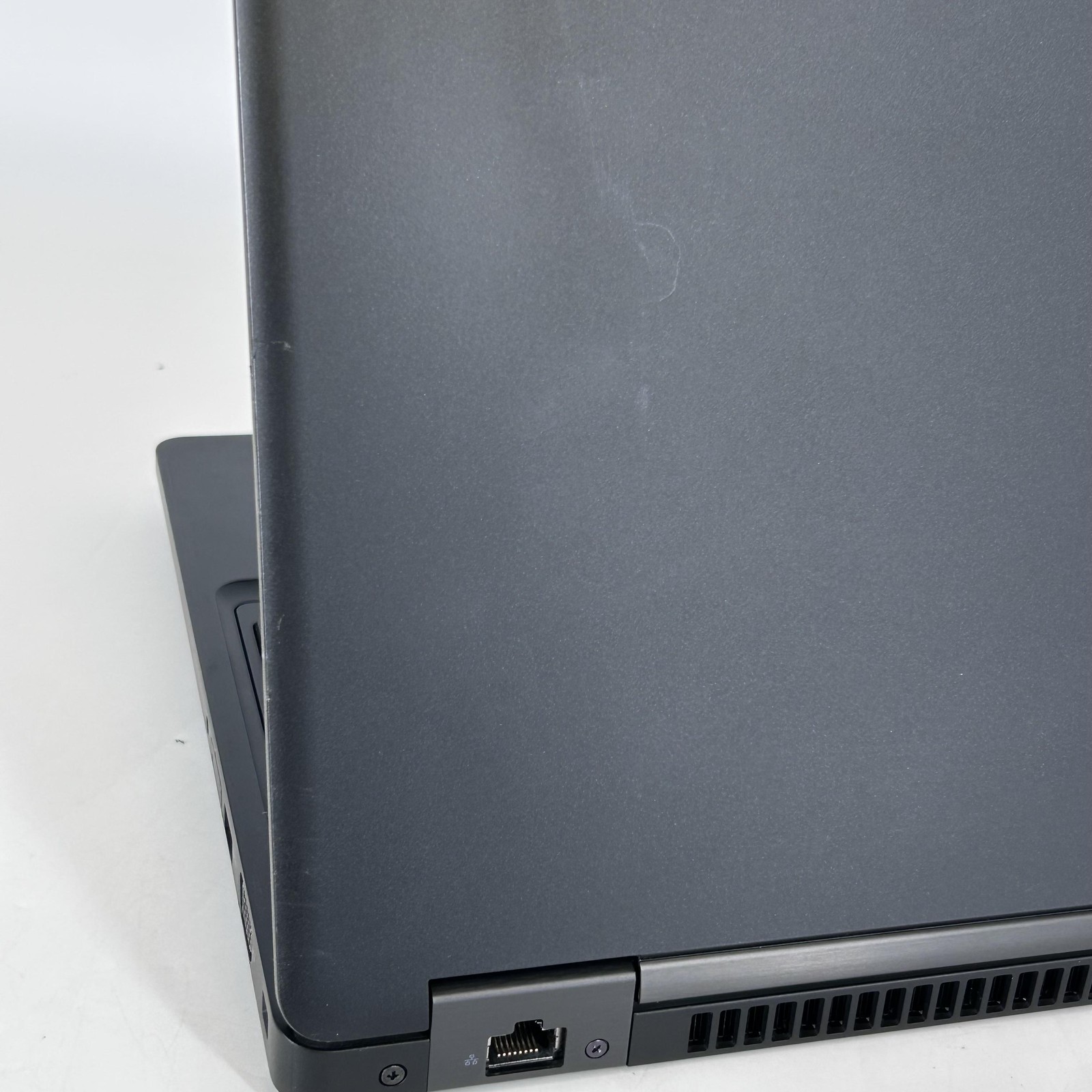 Dell Latitude 5591 15.6 Black FHD i7-8850H 2.60GHz 16GB 512GB SSD Very Good