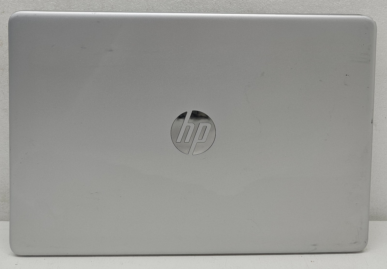 HP 15-EF1082NR 15.6″ Laptop AMD RYZEN 3 3250U 8GB Ram NO HD/OS/Screen (FL)