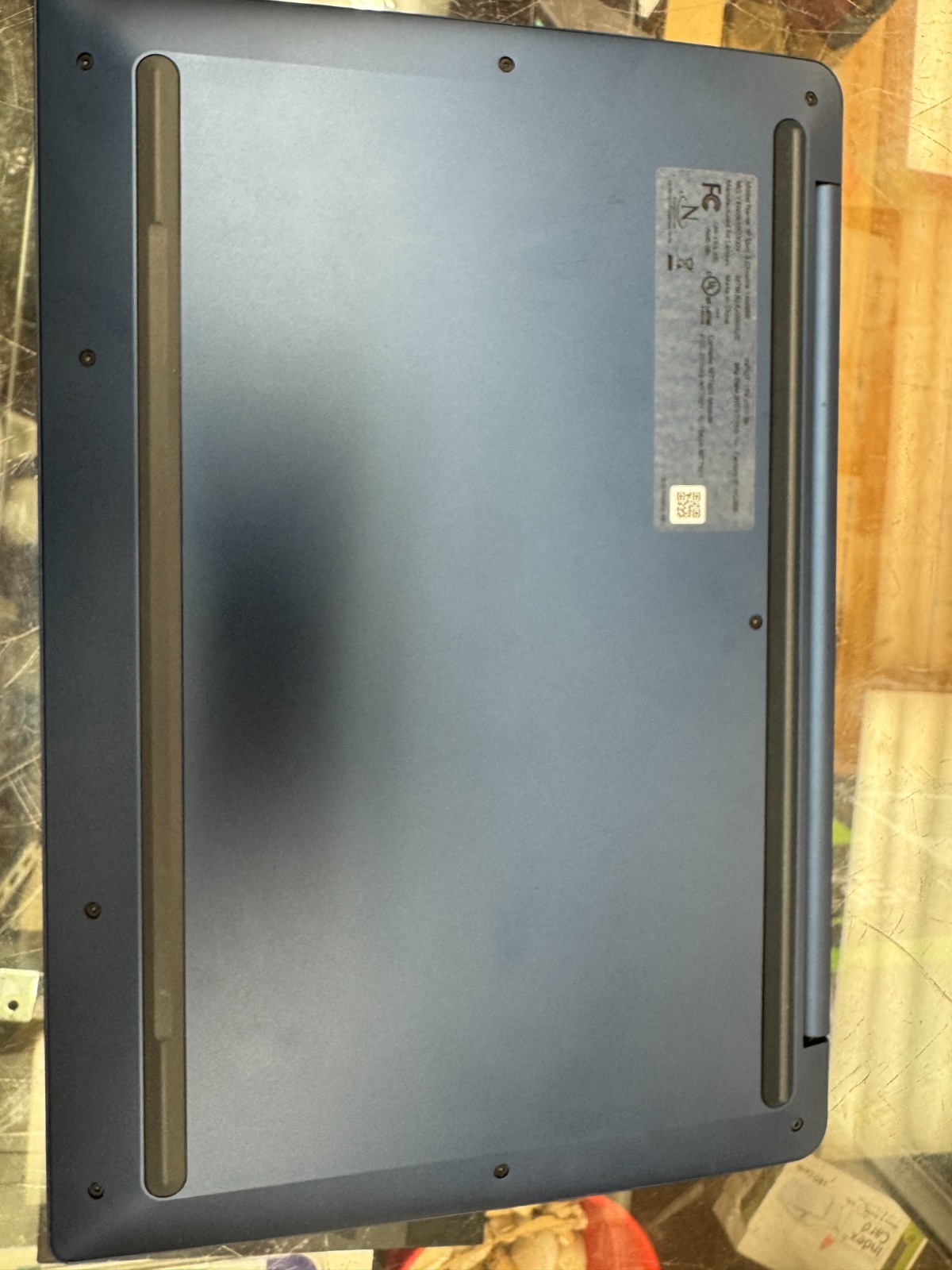 Lenovo IP Slim 3 Chrome 14M868 Chromebook – 14″ FHD Touchscreen