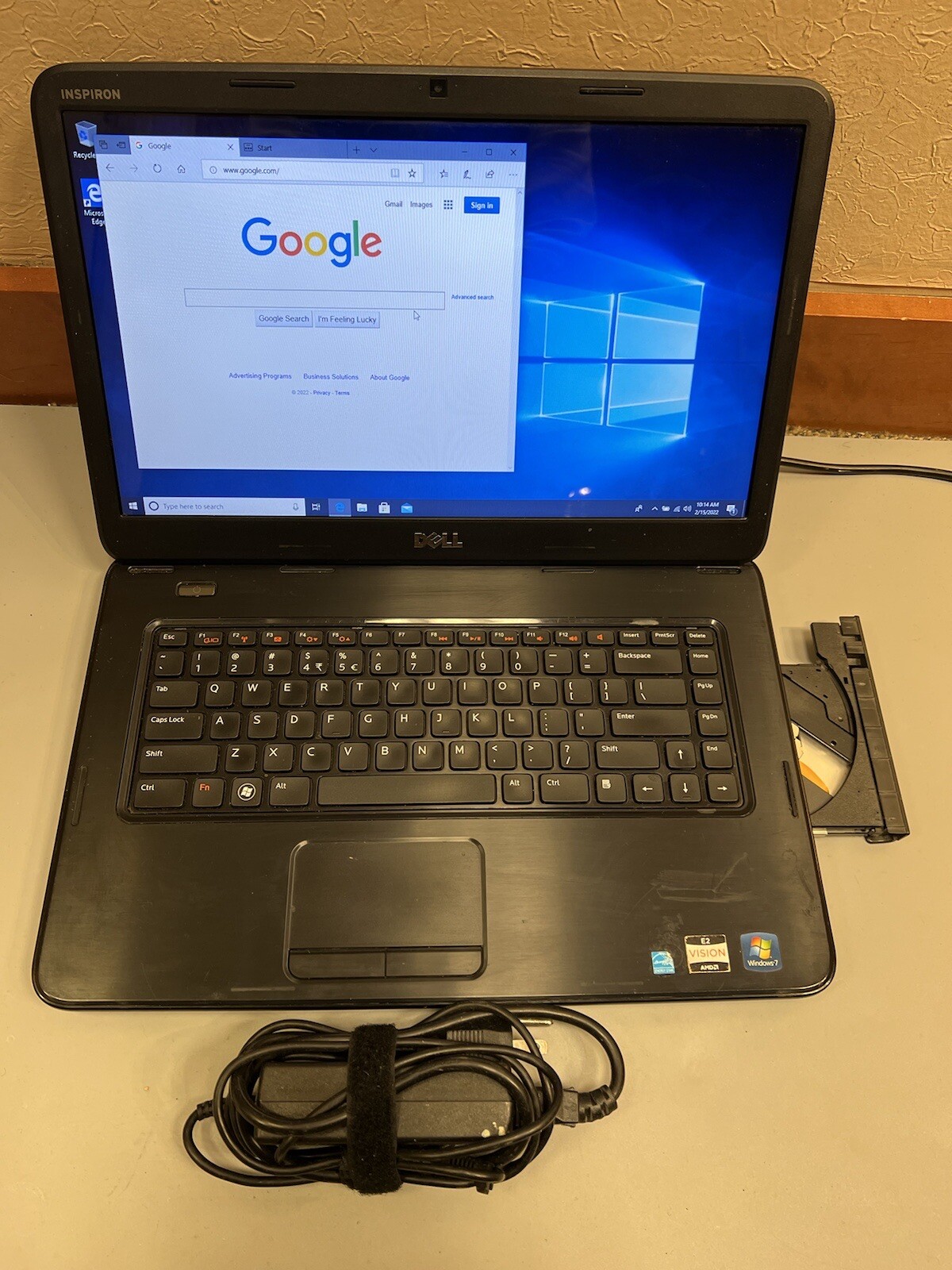 Dell Inspiron M5040 AMD E-450 RADEON GRAPHICS 2GB RAM 500GB WEBCAM BLUETOOTH