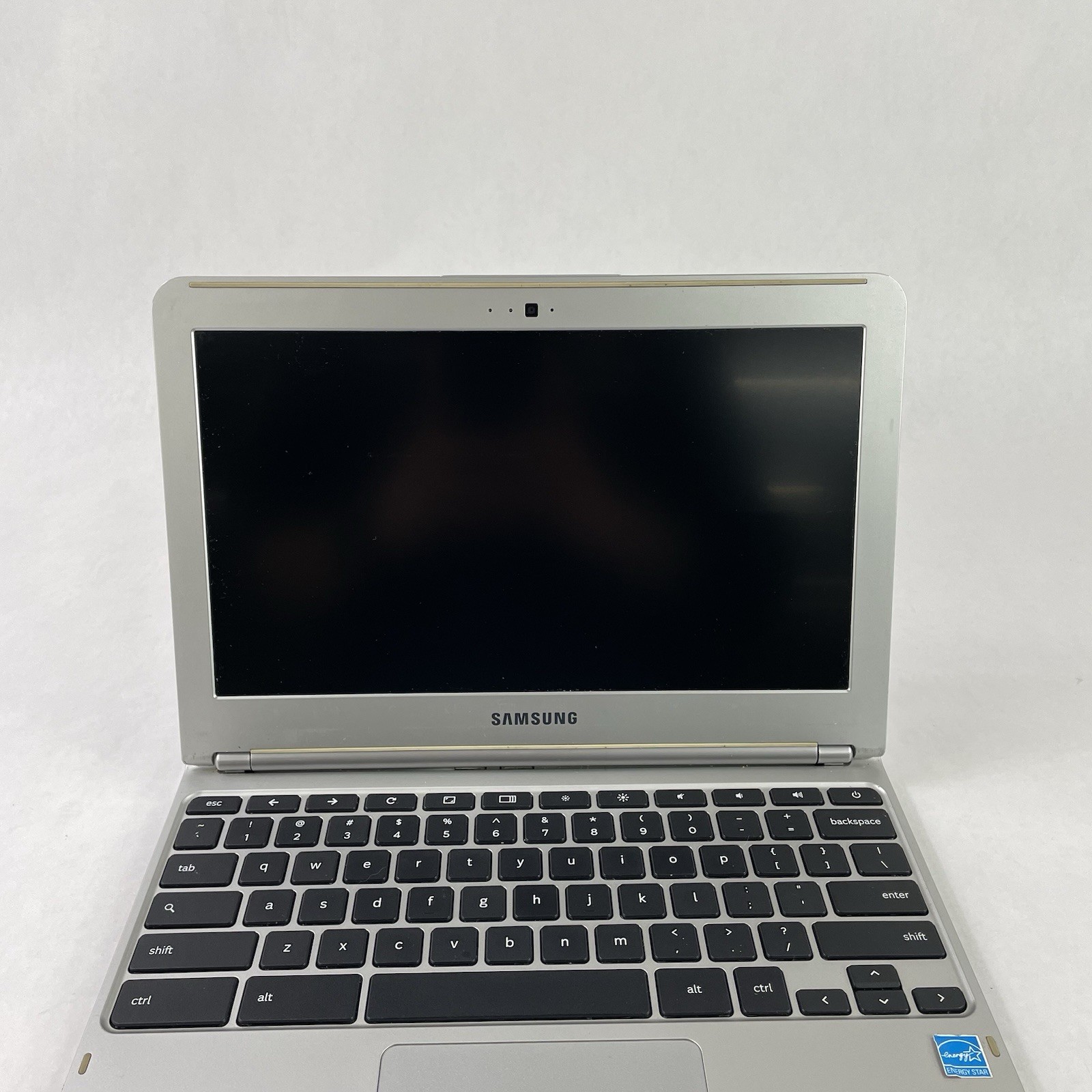Samsung XE303C12 11.6″ ARM V7 rev4 2 GB RAM 16 GB Storage No AC