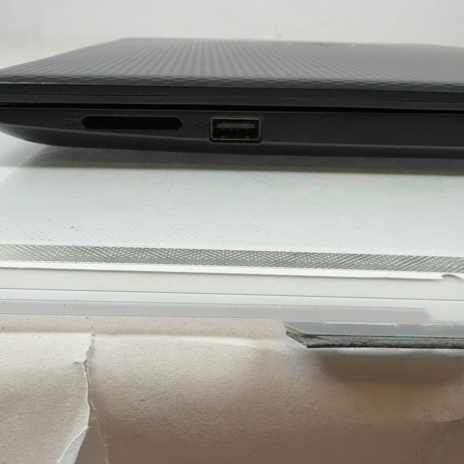 Dell Inspiron 3490 14″ i5-1035G4 1.5GHz 4GB RAM 128GB SSD